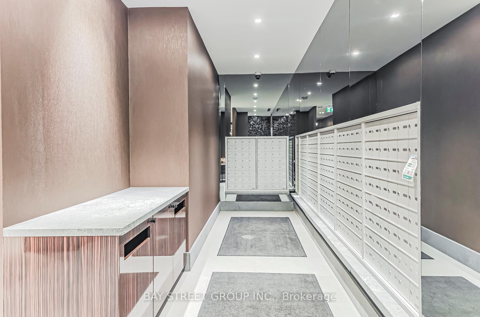 Photo 6 of Unit 3305, 8 Widmer Street, Toronto, Waterfront Communities — HOMEH