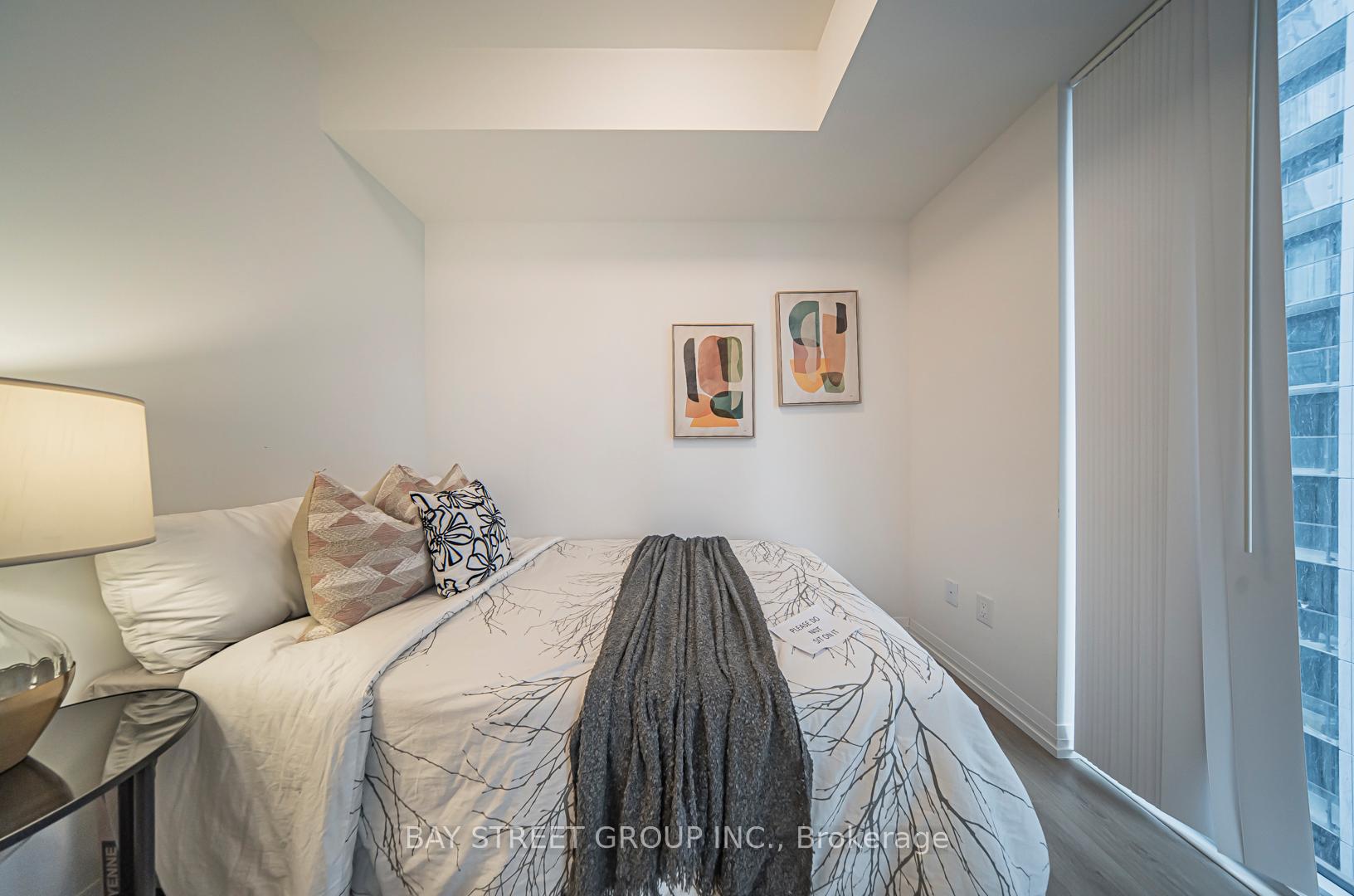 Photo 27 of Unit 3305, 8 Widmer Street, Toronto, Waterfront Communities — HOMEH