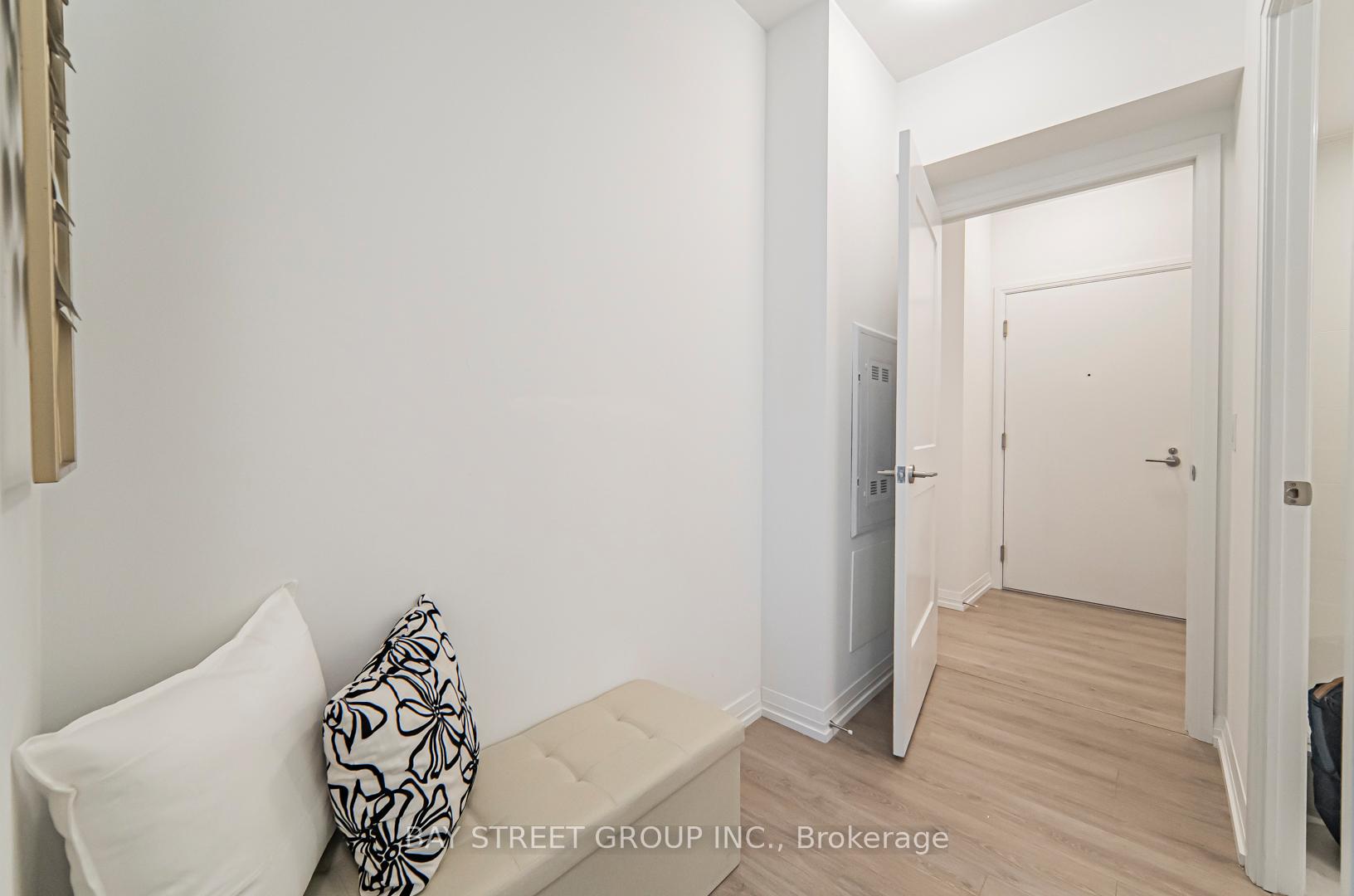Photo 16 of Unit 3305, 8 Widmer Street, Toronto, Waterfront Communities — HOMEH
