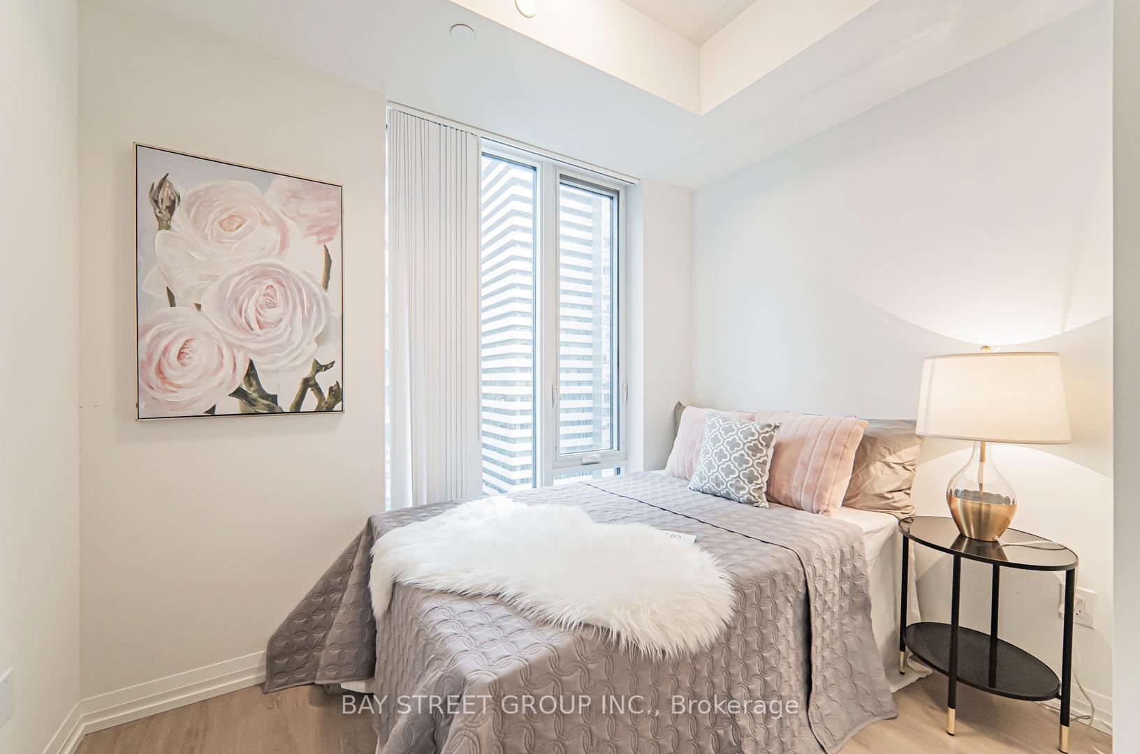 Photo 19 of Unit 3305, 8 Widmer Street, Toronto, Waterfront Communities — HOMEH