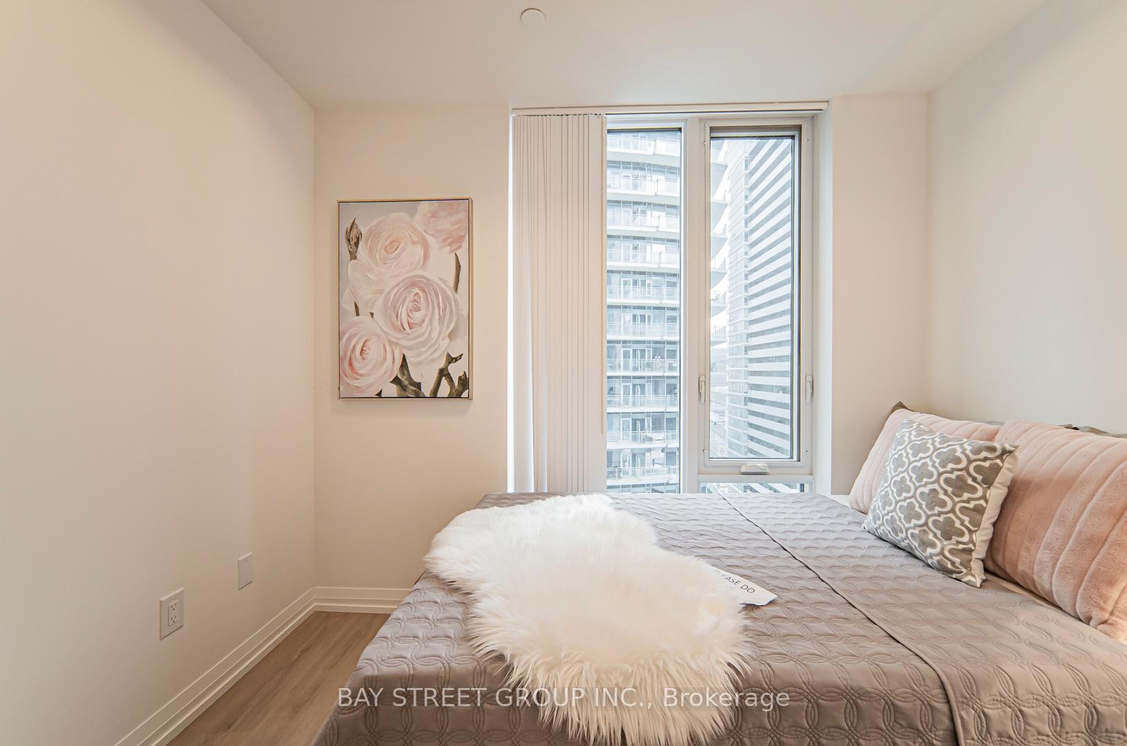 Photo 18 of Unit 3305, 8 Widmer Street, Toronto, Waterfront Communities — HOMEH