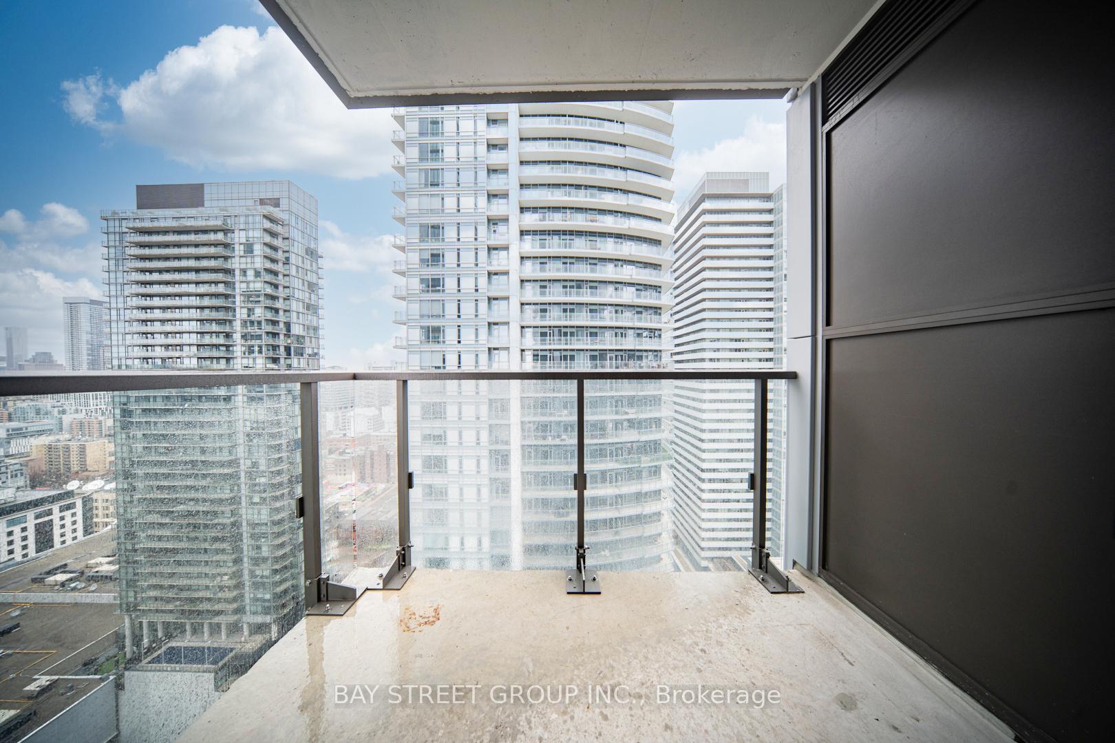 Photo 26 of Unit 3305, 8 Widmer Street, Toronto, Waterfront Communities — HOMEH