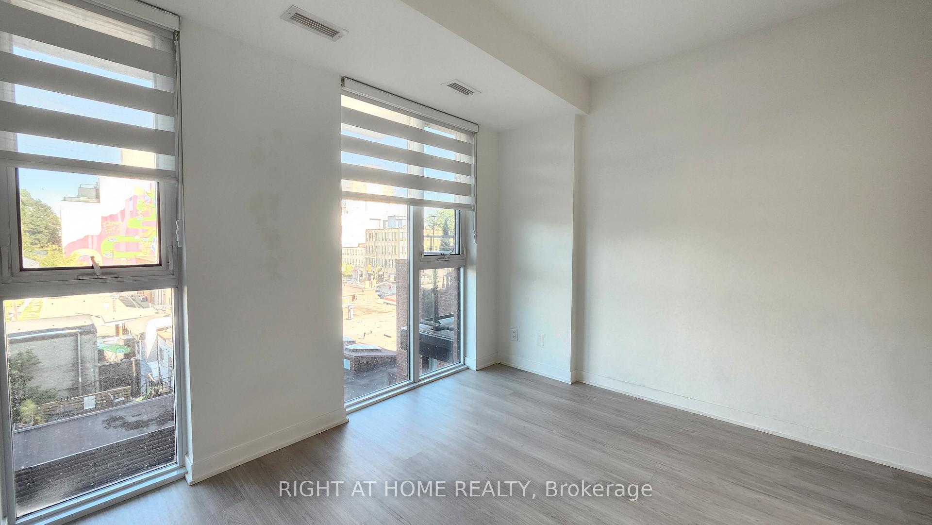 Photo 12 of Unit 406, 185 Alberta Avenue, Toronto, Oakwood Village — HOMEH