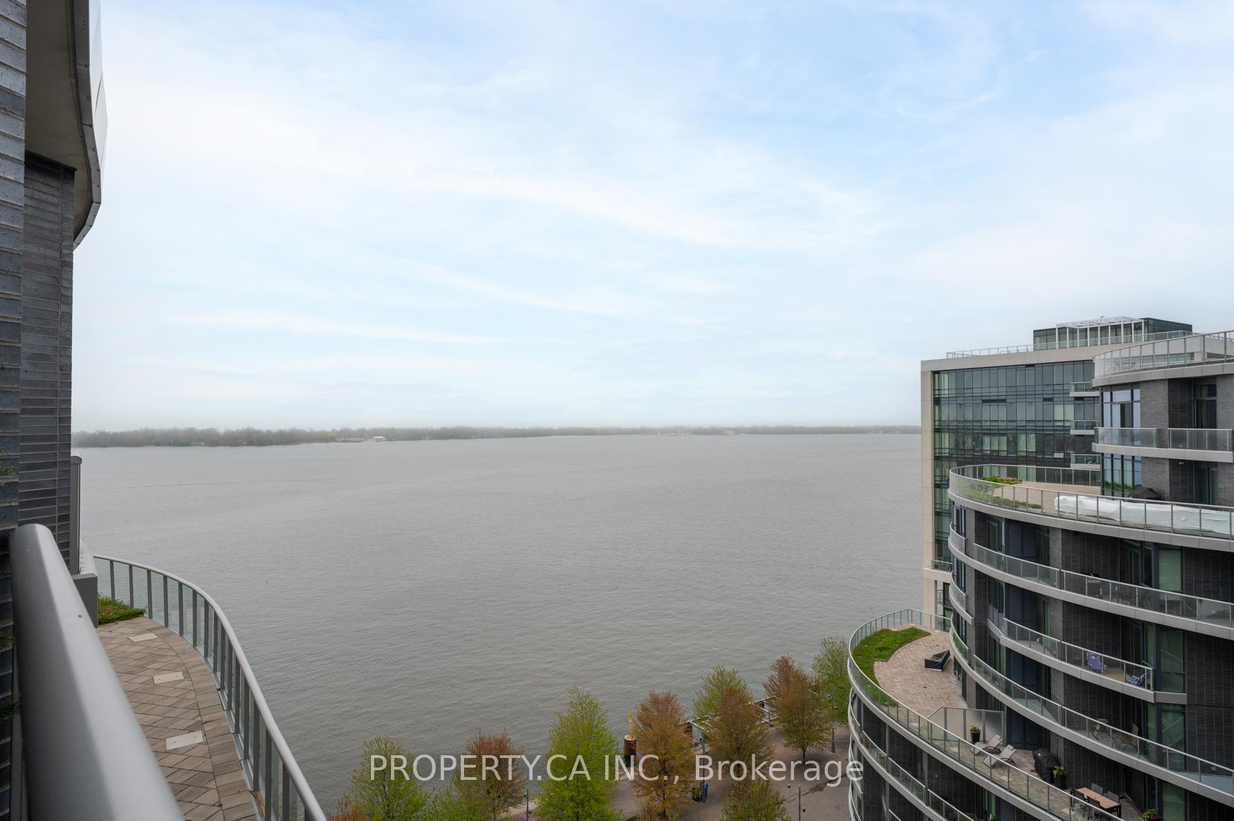 Photo 11 of Unit SPH12, 1 Edgewater Drive, Toronto, Waterfront Communities — HOMEH