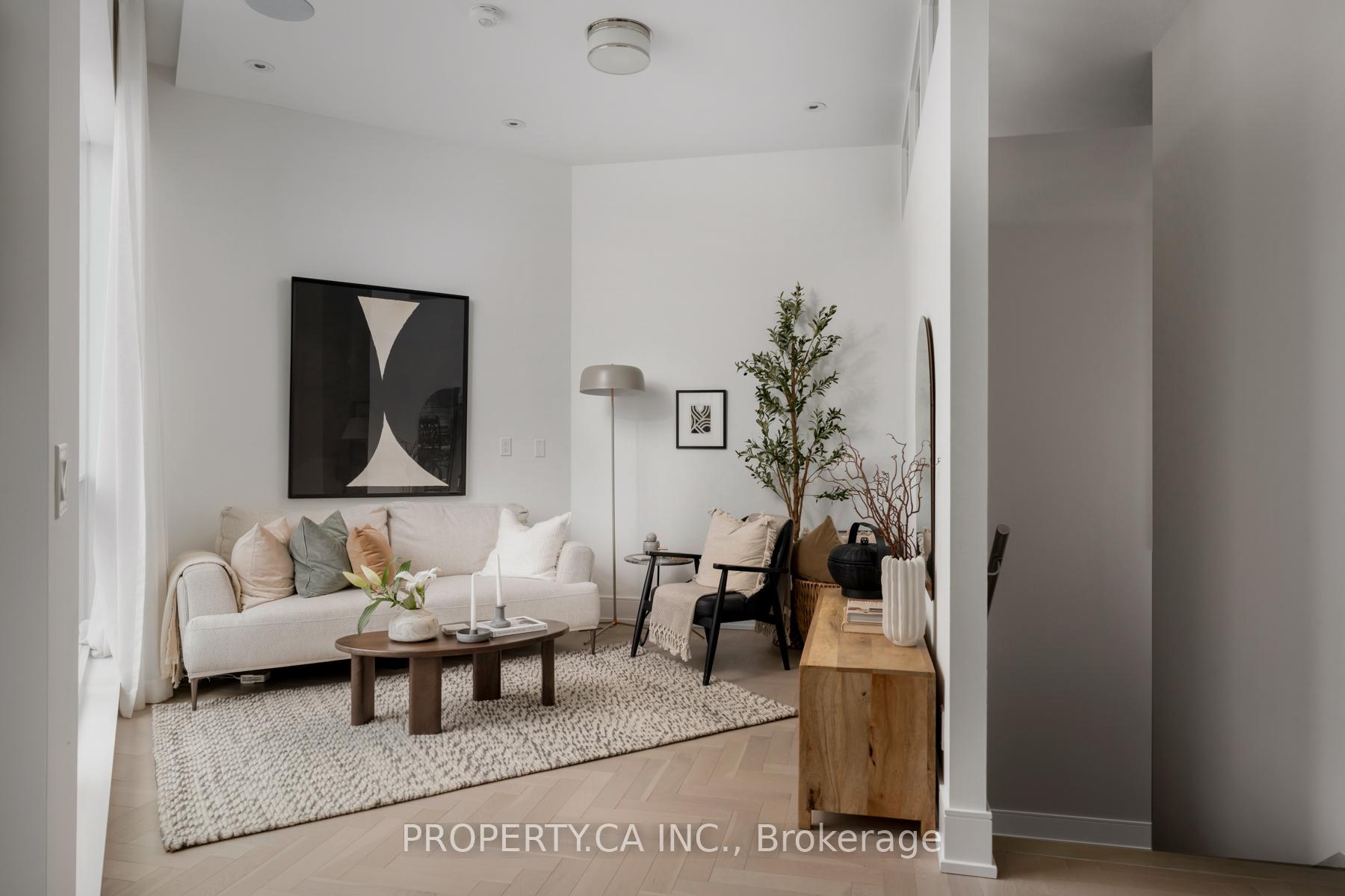 Photo 24 of Unit SPH12, 1 Edgewater Drive, Toronto, Waterfront Communities — HOMEH