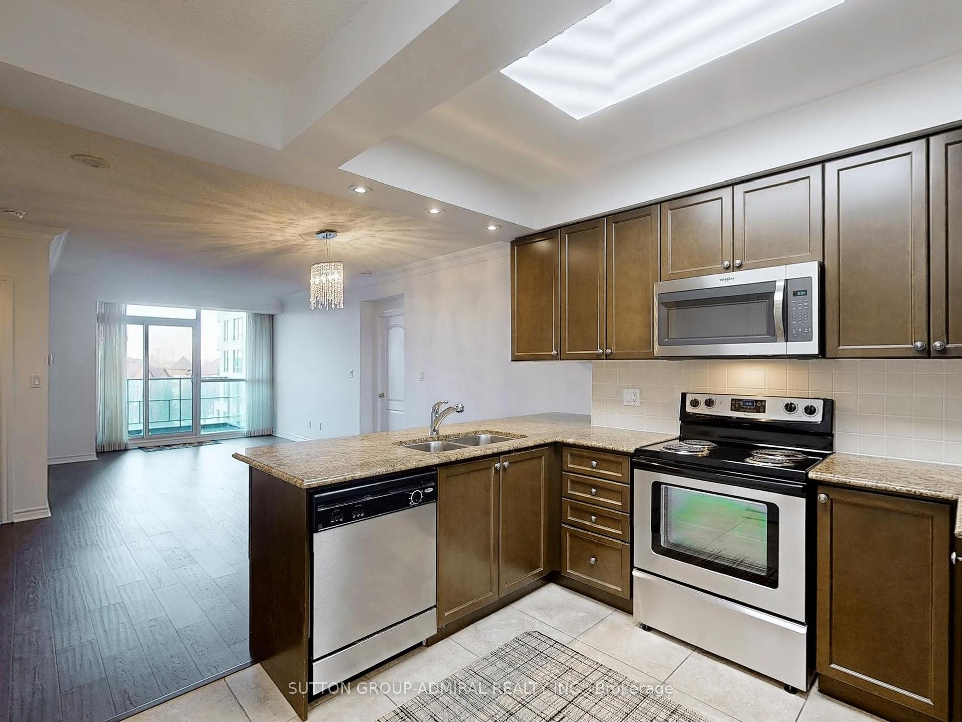 Photo 15 of Unit 409, 88 Promenade Circle, Vaughan, Brownridge — HOMEH