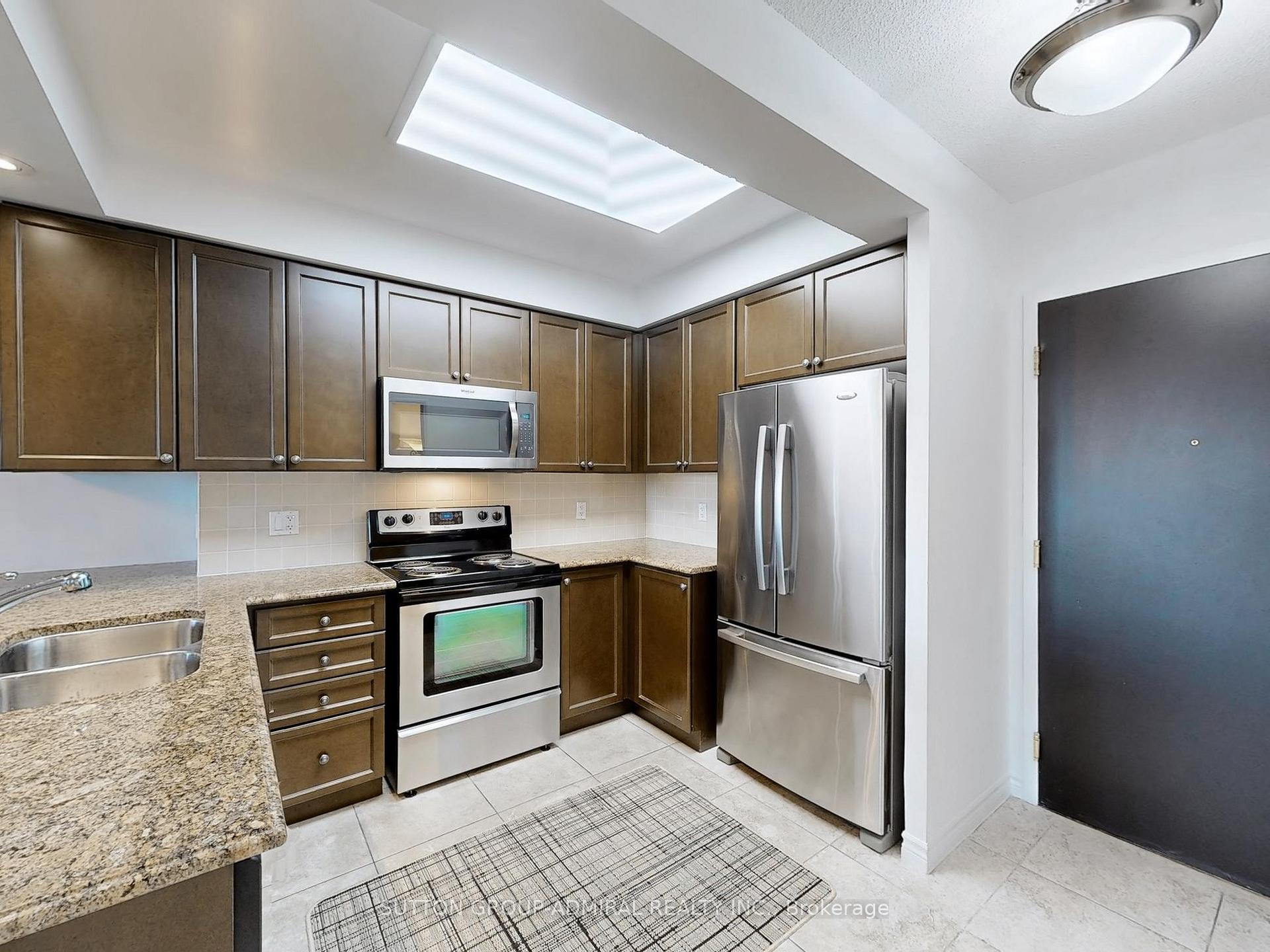 Photo 14 of Unit 409, 88 Promenade Circle, Vaughan, Brownridge — HOMEH