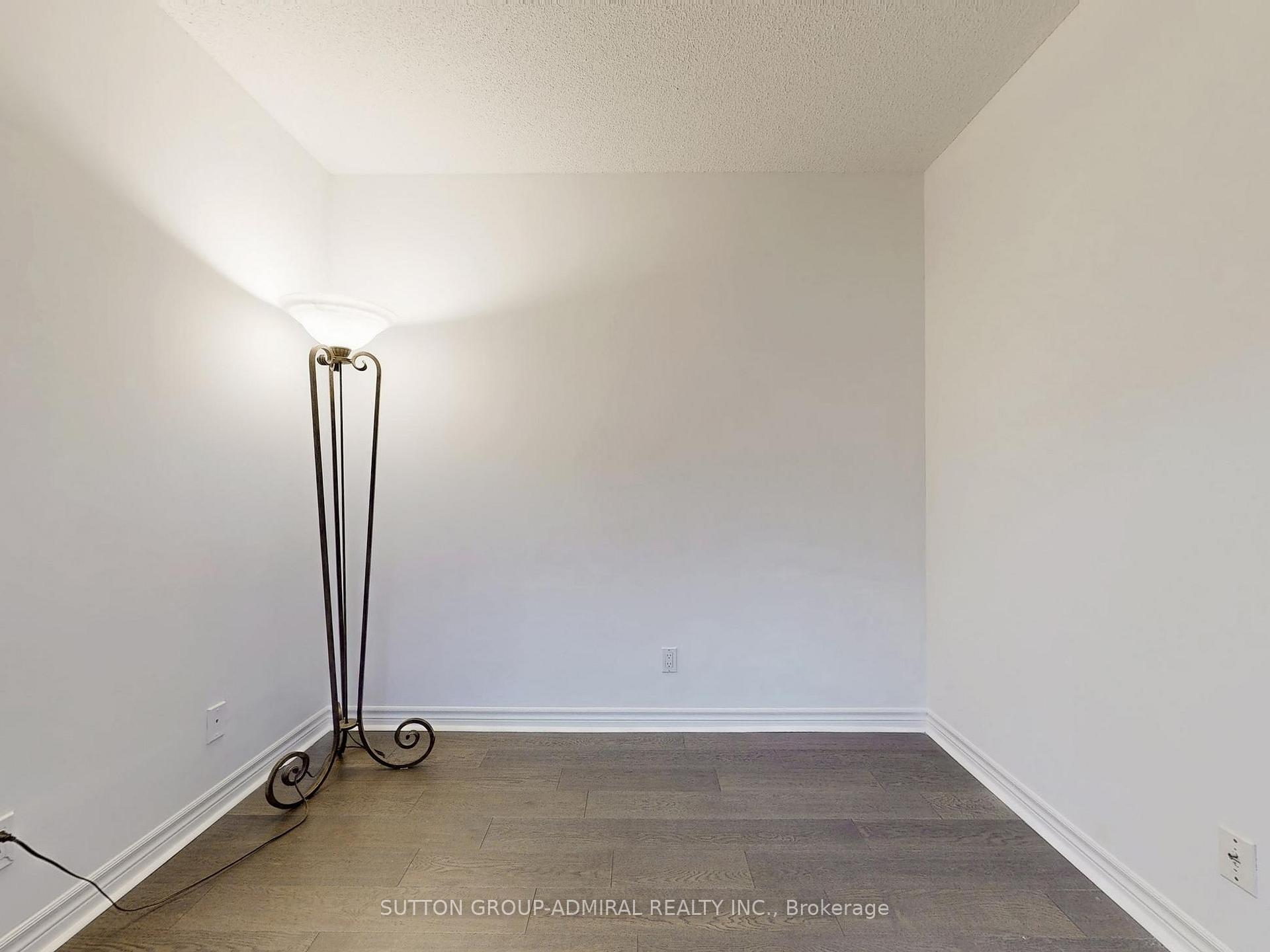 Photo 16 of Unit 409, 88 Promenade Circle, Vaughan, Brownridge — HOMEH