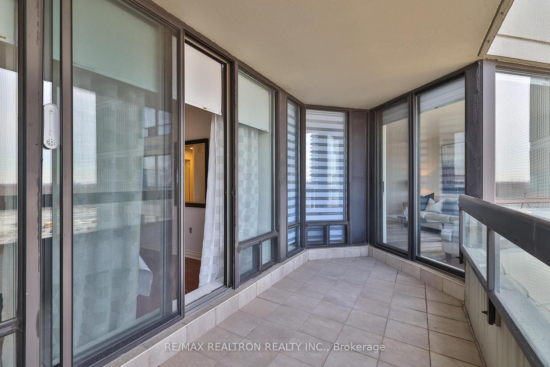 Photo 12 of Unit 901, 7460 Bathurst Street, Vaughan, Brownridge — HOMEH