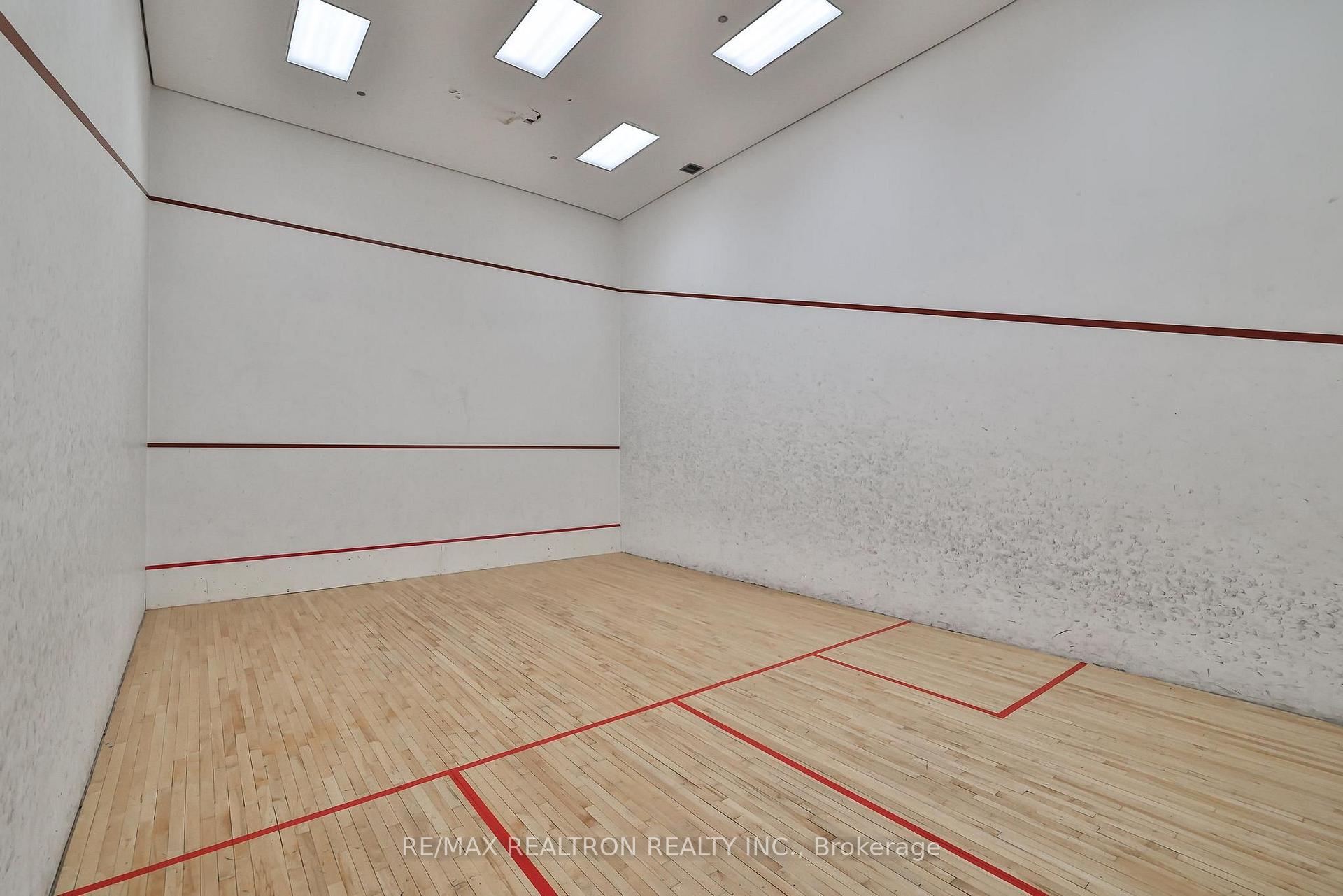 Photo 16 of Unit 901, 7460 Bathurst Street, Vaughan, Brownridge — HOMEH