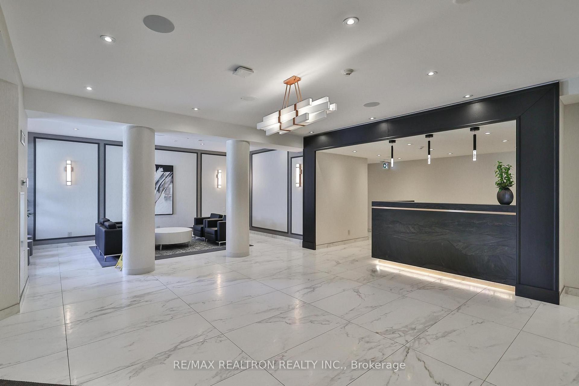 Photo 10 of Unit 901, 7460 Bathurst Street, Vaughan, Brownridge — HOMEH