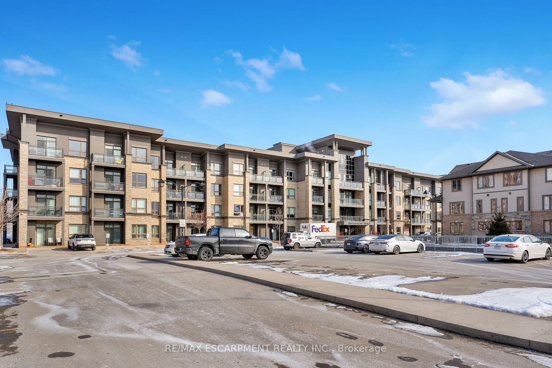 Photo 10 of Unit 421, 35 Southshore Crescent, Hamilton, Lakeshore — HOMEH