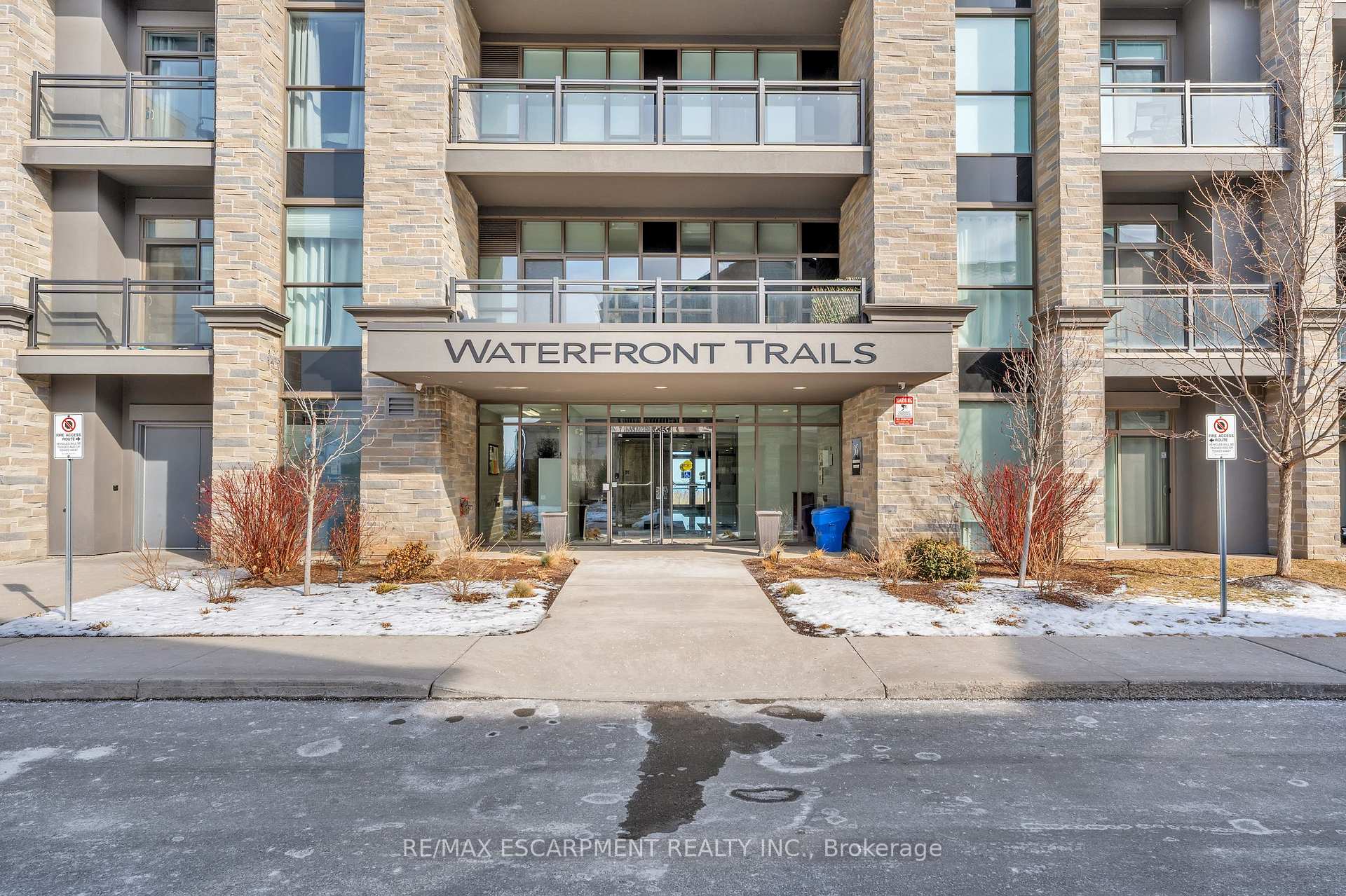 Photo 19 of Unit 421, 35 Southshore Crescent, Hamilton, Lakeshore — HOMEH