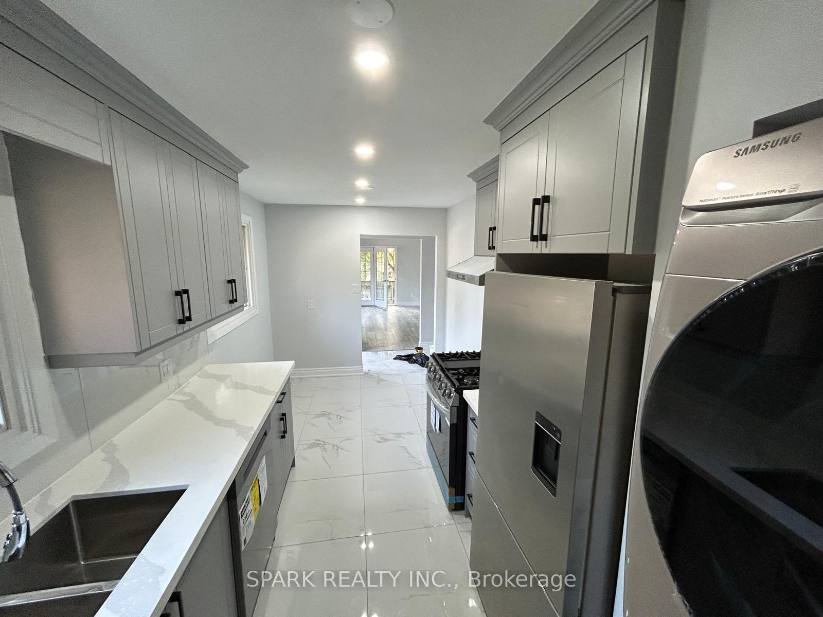 Photo 5 of 12 Mountford Drive, Guelph, Grange Road — HOMEH