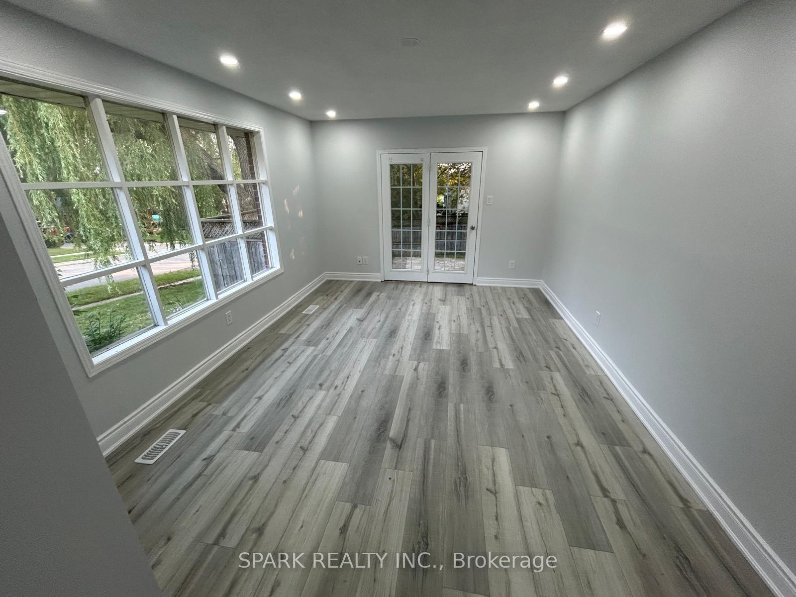 Photo 8 of 12 Mountford Drive, Guelph, Grange Road — HOMEH