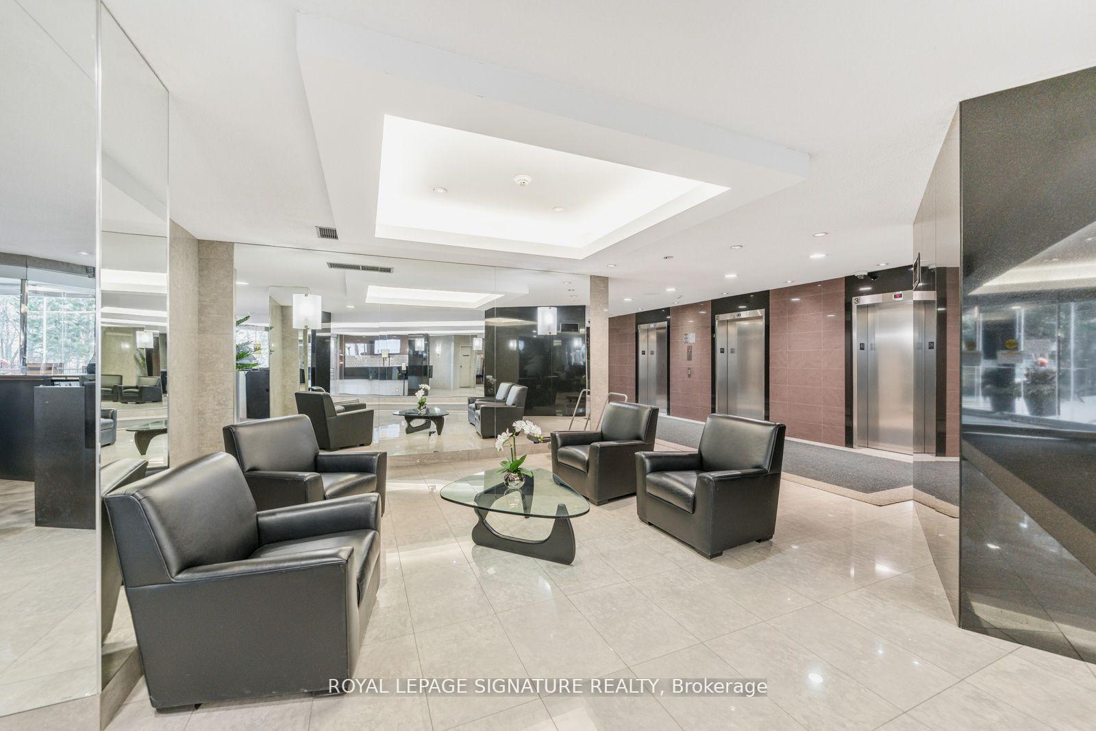 Photo 5 of Unit 601, 7250 Yonge Street, Vaughan, Crestwood-Springfarm-Yorkhill — HOMEH