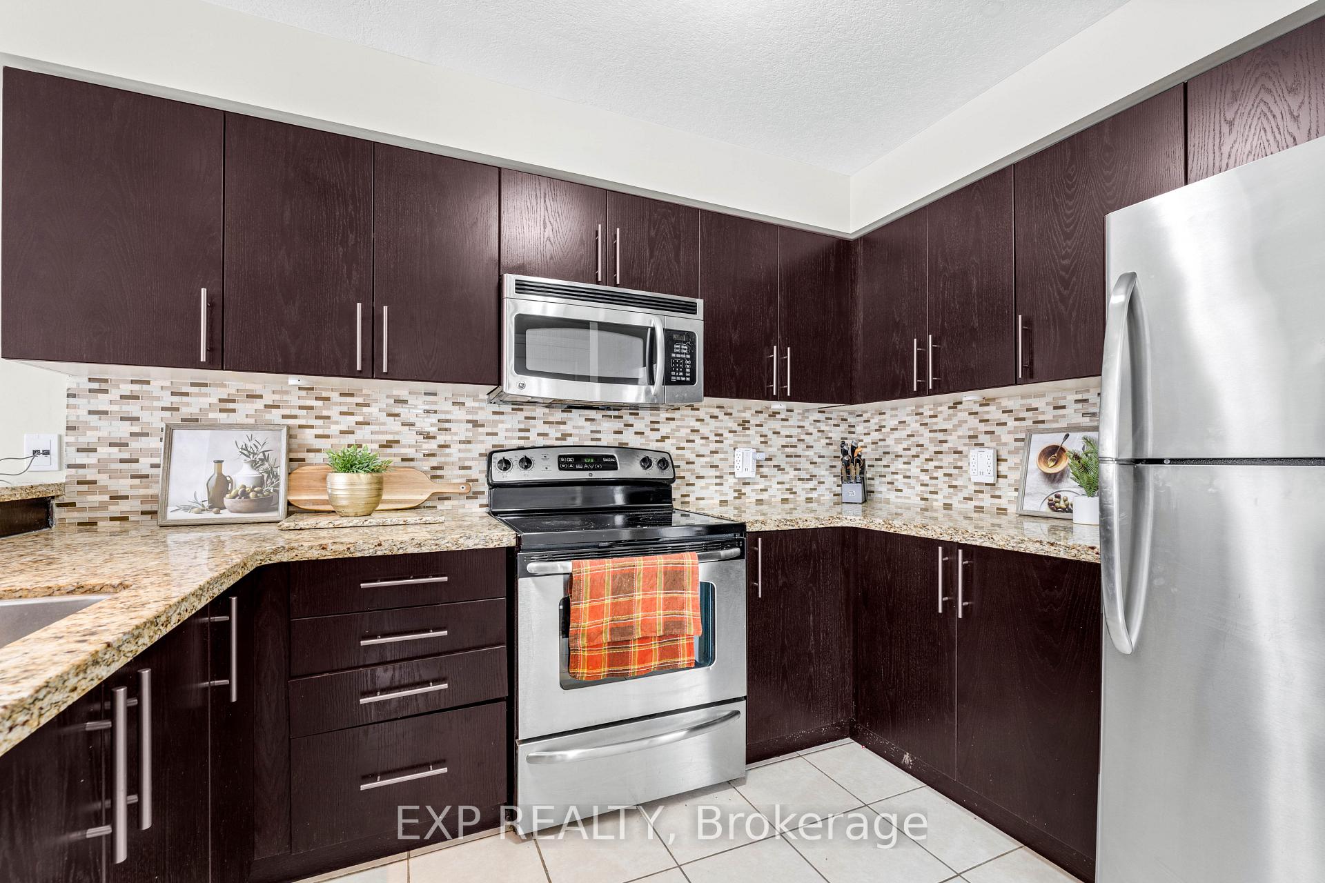 Photo 21 of Unit 95, 105 Pinnacle Drive, Kitchener — HOMEH