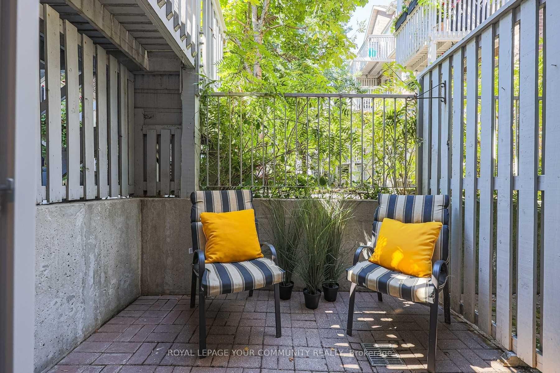 Photo 18 of 32 A Massey Street E, Toronto, Niagara — HOMEH