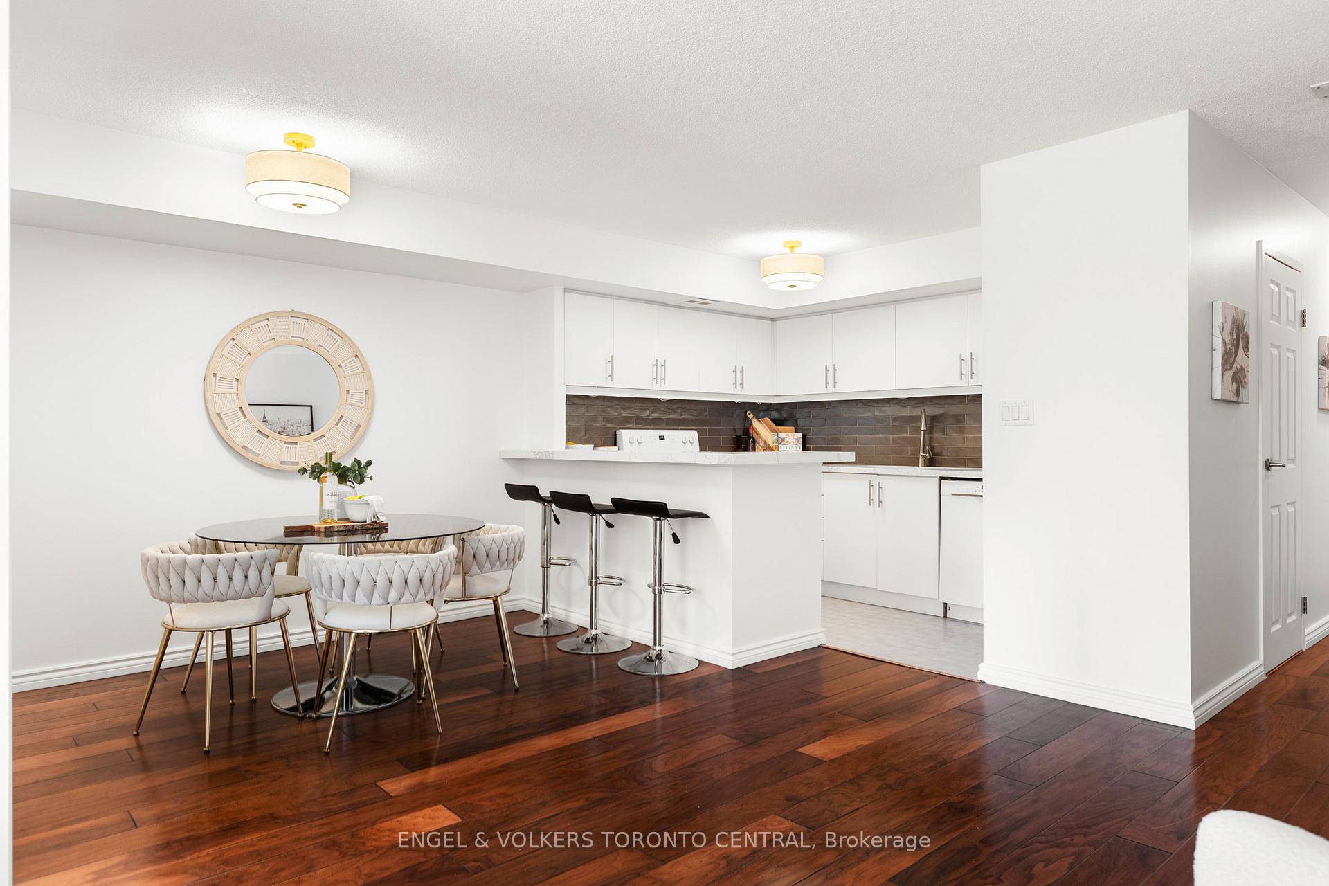 Photo 6 of Unit 1822, 25 The Esplanade, Toronto, Waterfront Communities — HOMEH