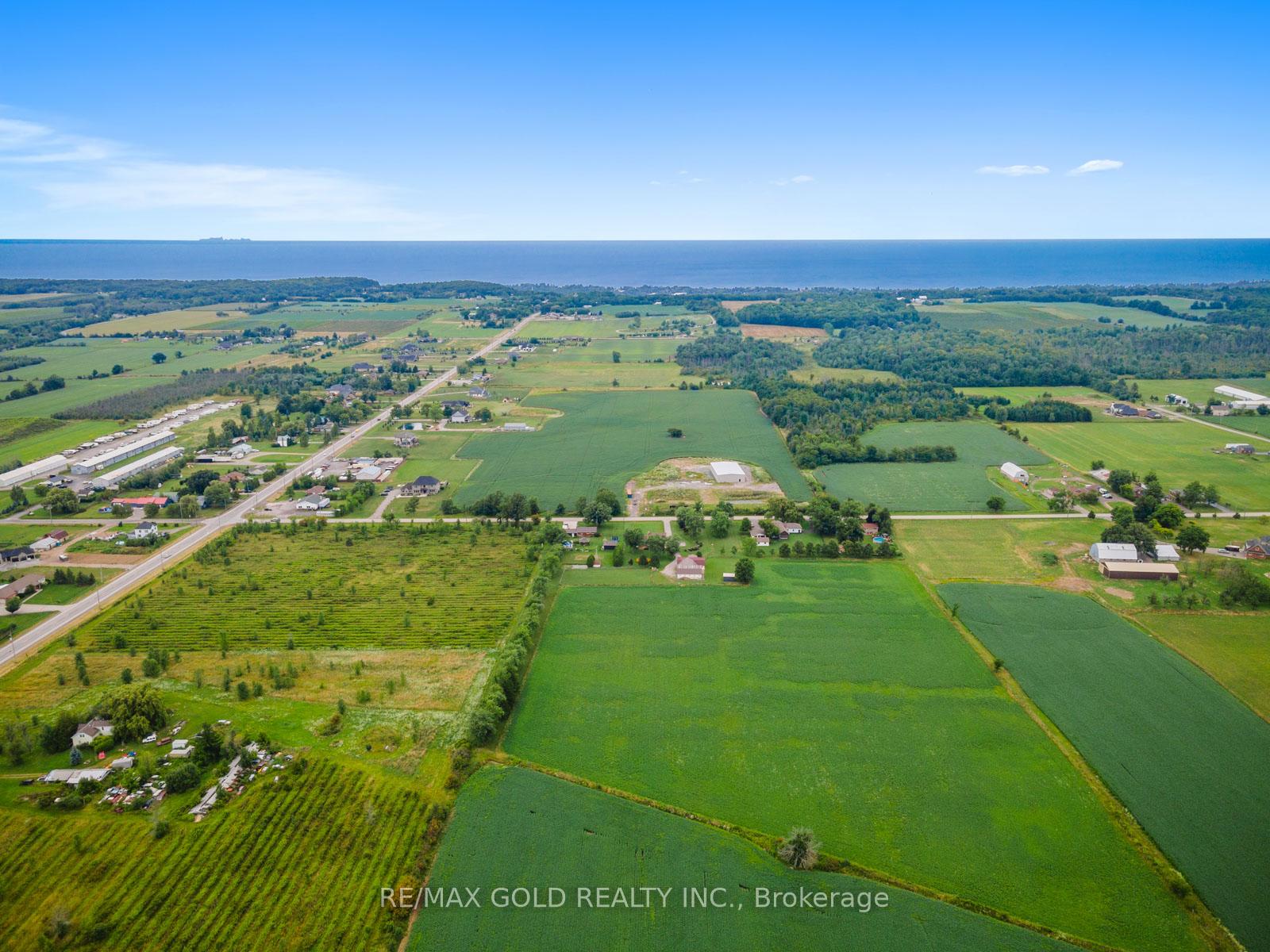 Photo 11 of 29 Kemp Road E, Grimsby, Grimsby Escarpment — HOMEH