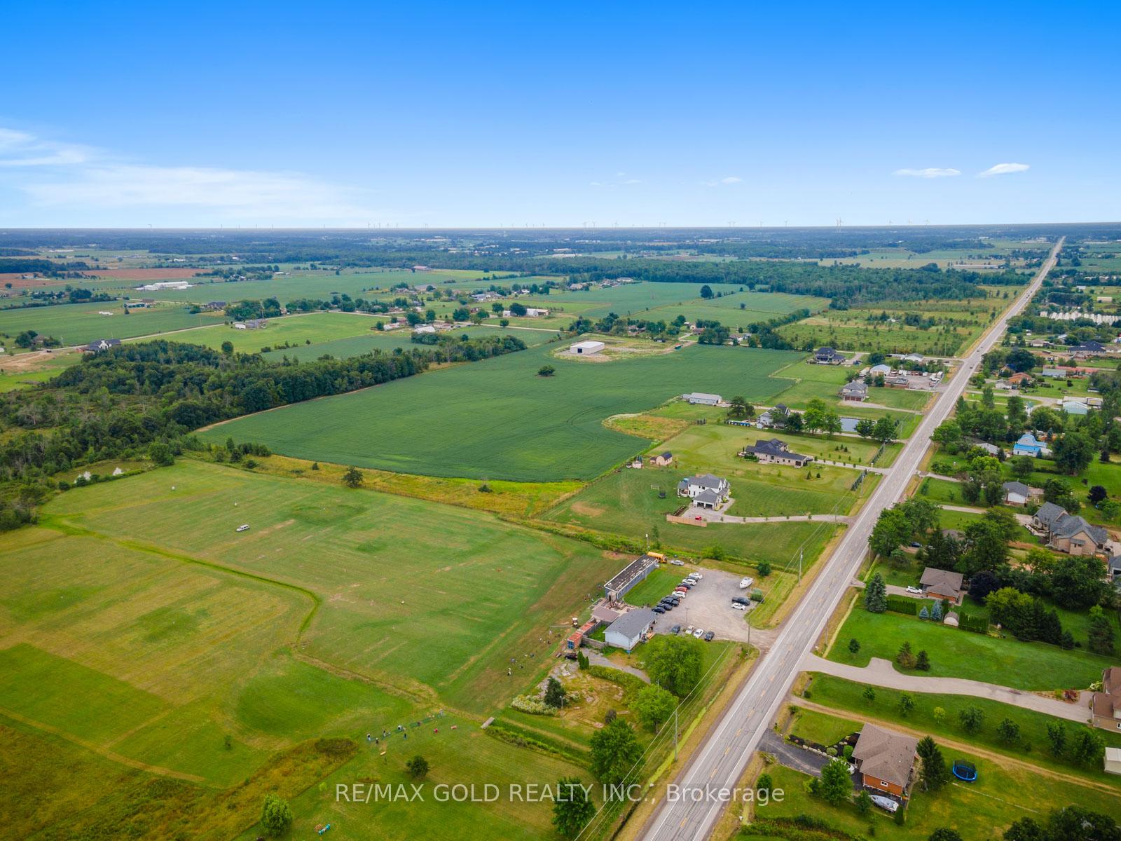 Photo 14 of 29 Kemp Road E, Grimsby, Grimsby Escarpment — HOMEH