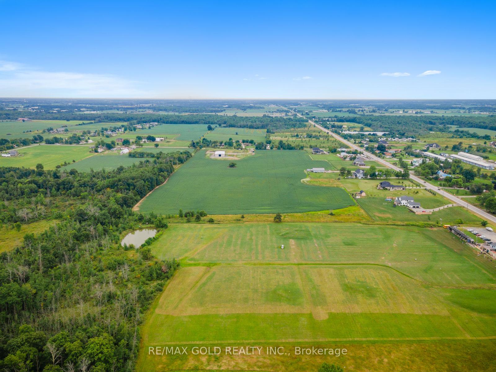 Photo 15 of 29 Kemp Road E, Grimsby, Grimsby Escarpment — HOMEH