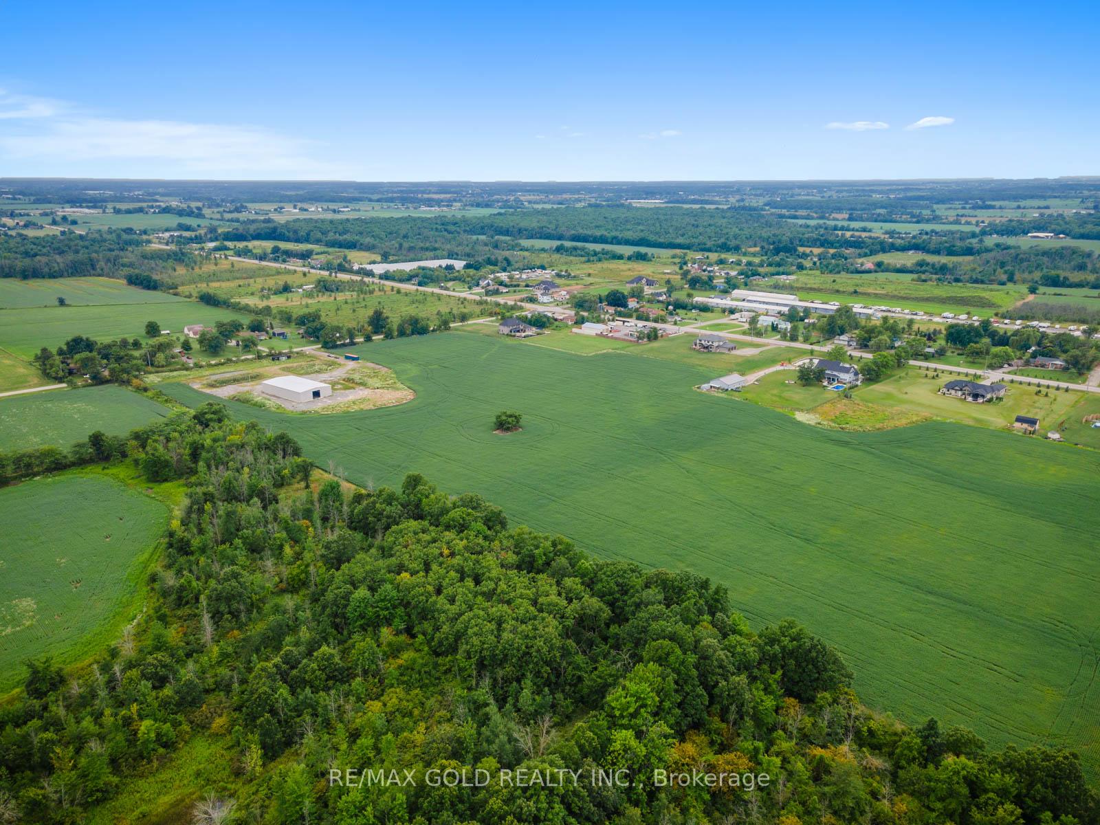 Photo 17 of 29 Kemp Road E, Grimsby, Grimsby Escarpment — HOMEH