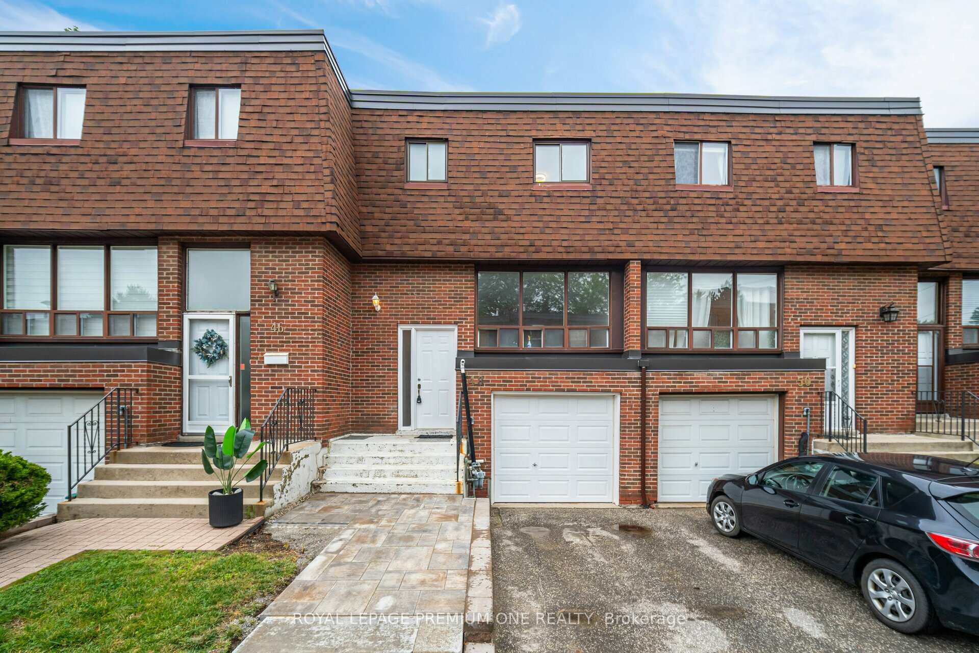 Photo 1 of Unit 24, 48 Stately Way, Markham, Royal Orchard — HOMEH