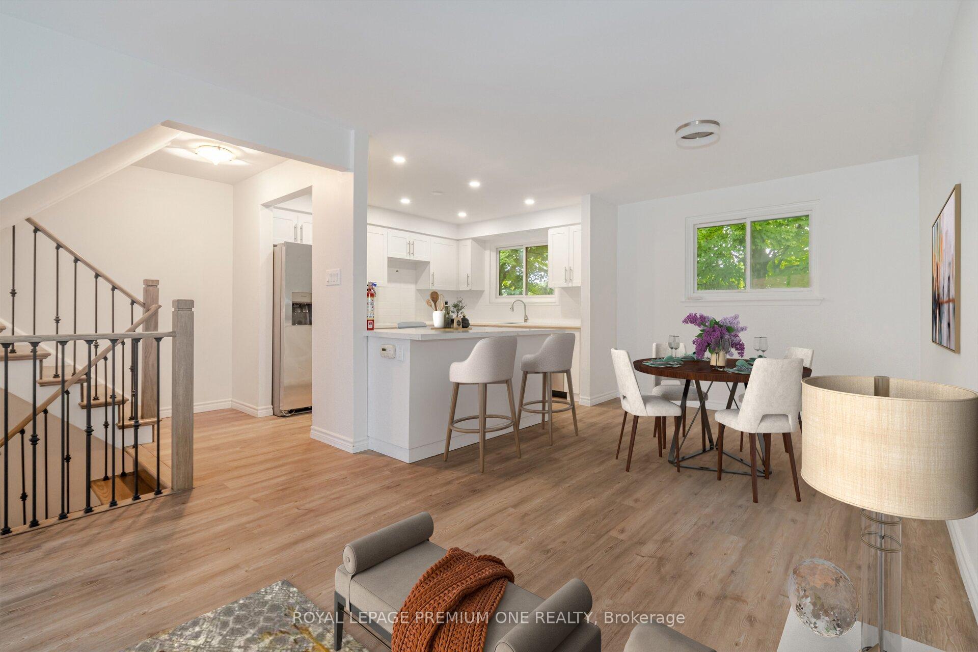 Photo 5 of Unit 24, 48 Stately Way, Markham, Royal Orchard — HOMEH