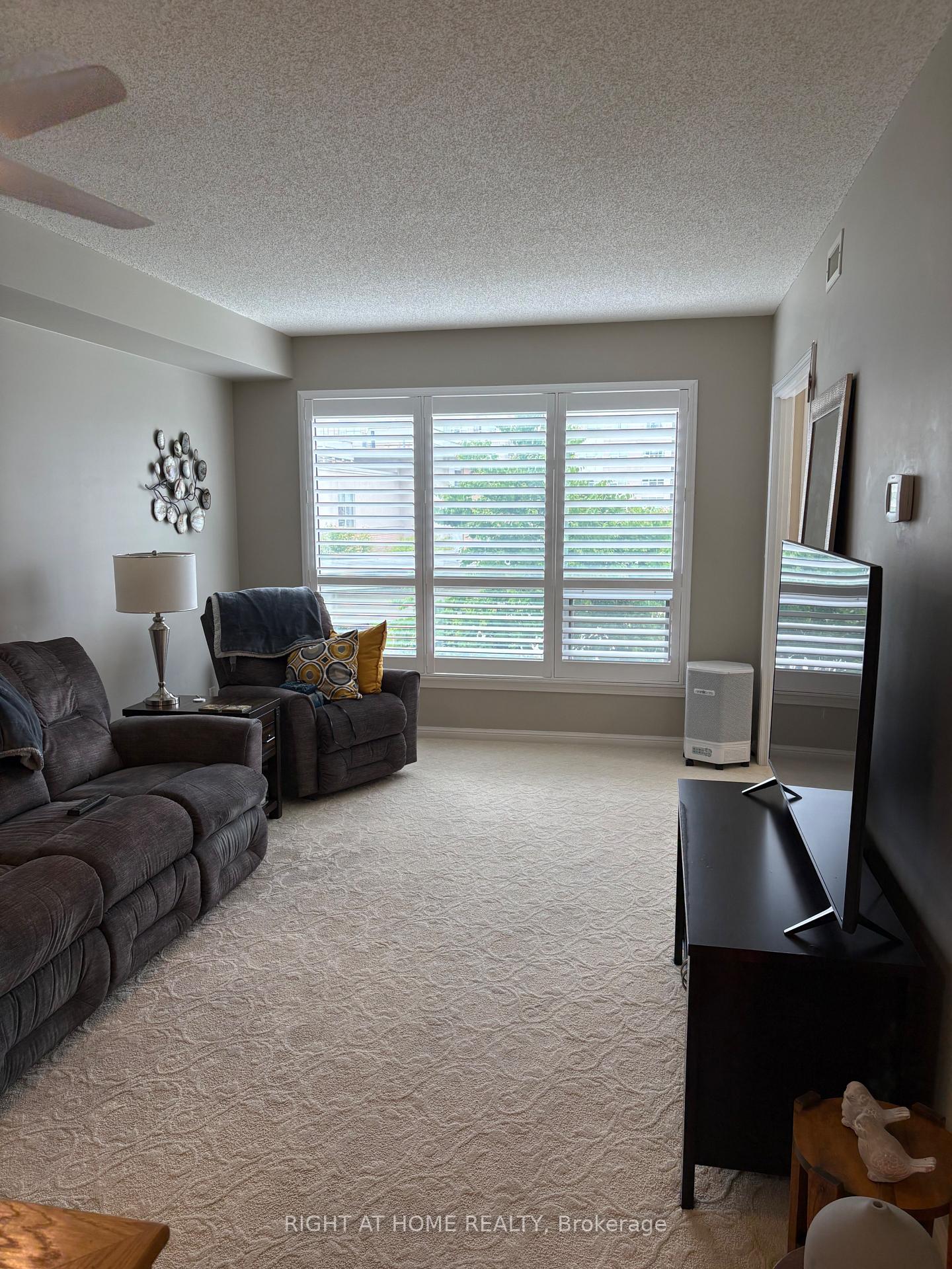 Photo 13 of Unit 202, 90 Dean Avenue, Barrie, Painswick South — HOMEH