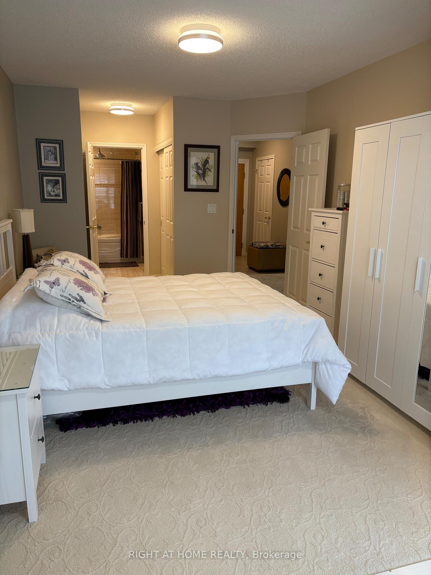 Photo 28 of Unit 202, 90 Dean Avenue, Barrie, Painswick South — HOMEH