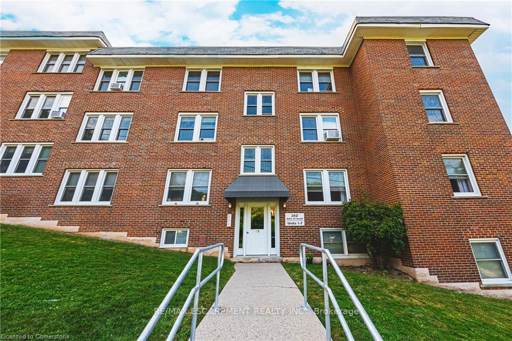Photo 1 of Unit 4, 362 John Street S, Hamilton, Kirkendall — HOMEH