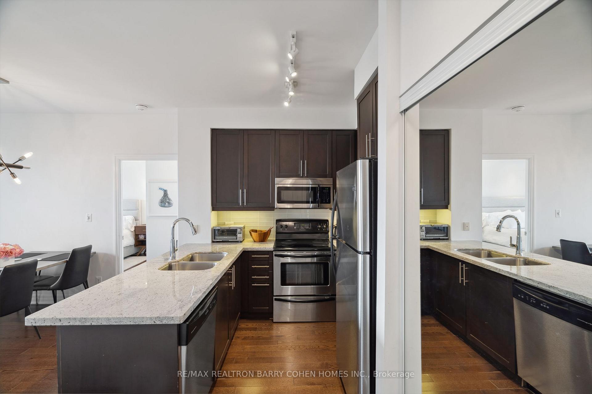 Photo 3 of Unit 2007, 500 St Clair Avenue W, Toronto, Forest Hill South — HOMEH