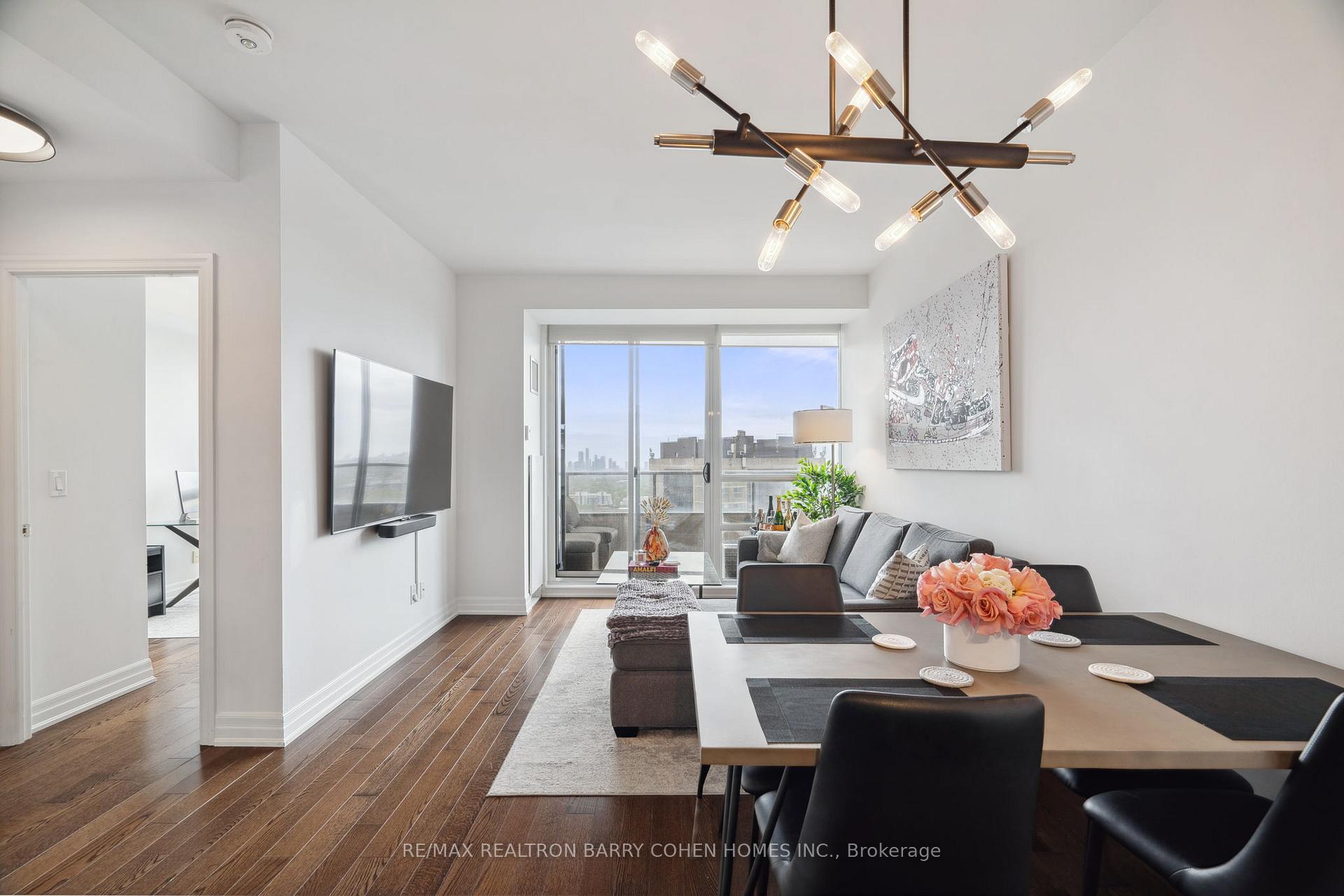 Photo 14 of Unit 2007, 500 St Clair Avenue W, Toronto, Forest Hill South — HOMEH