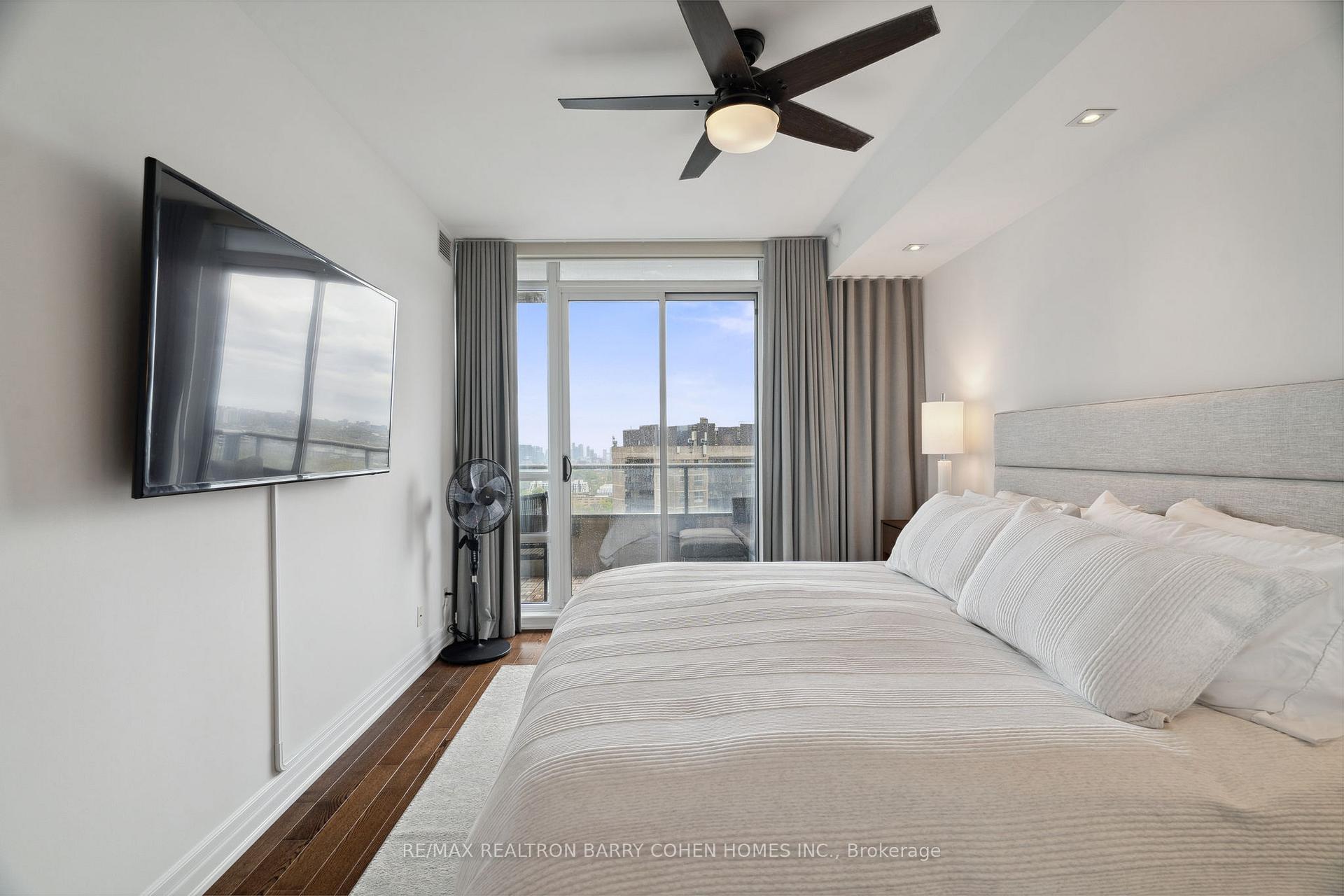 Photo 21 of Unit 2007, 500 St Clair Avenue W, Toronto, Forest Hill South — HOMEH
