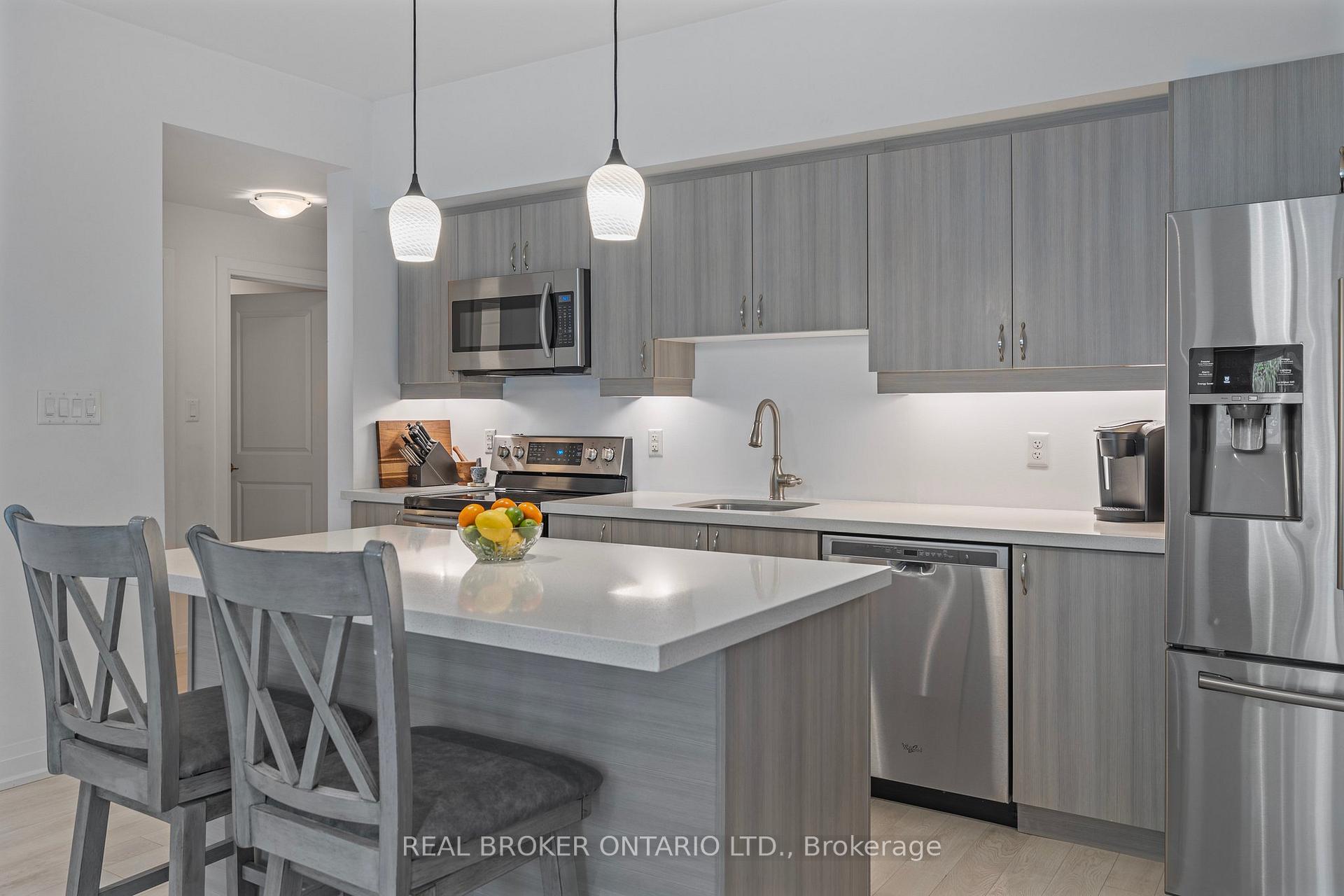 Photo 3 of Unit 109, 300 Essa Road, Barrie, 400 West — HOMEH