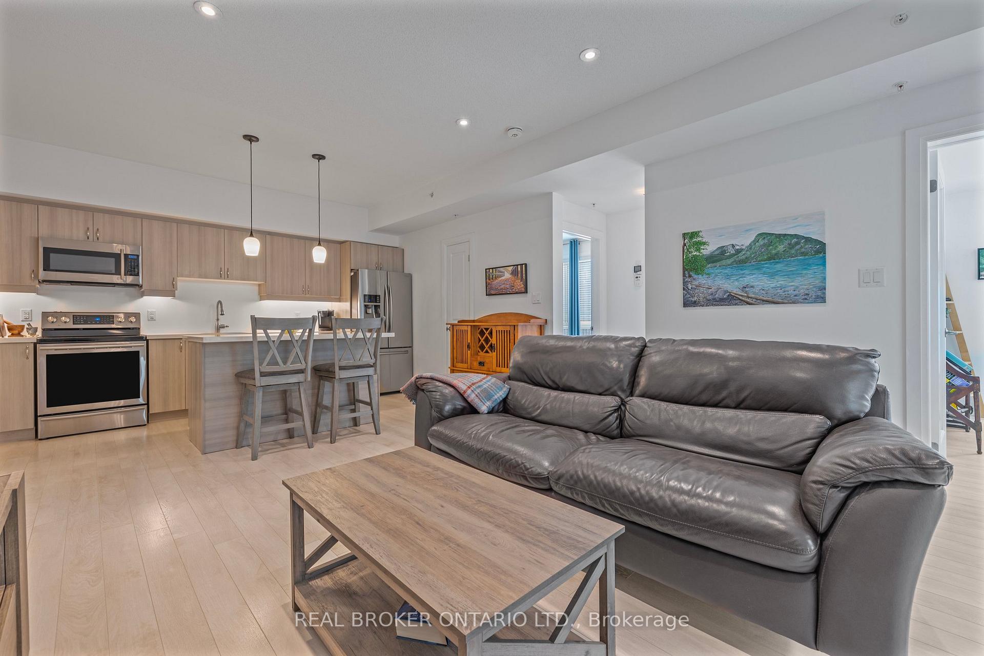 Photo 26 of Unit 109, 300 Essa Road, Barrie, 400 West — HOMEH