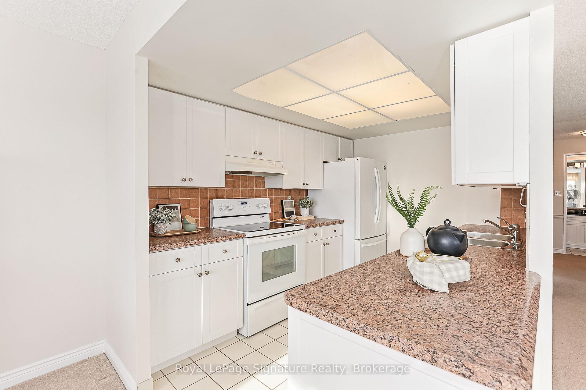 Photo 3 of Unit 608, 172 Eighth Street, Collingwood — HOMEH