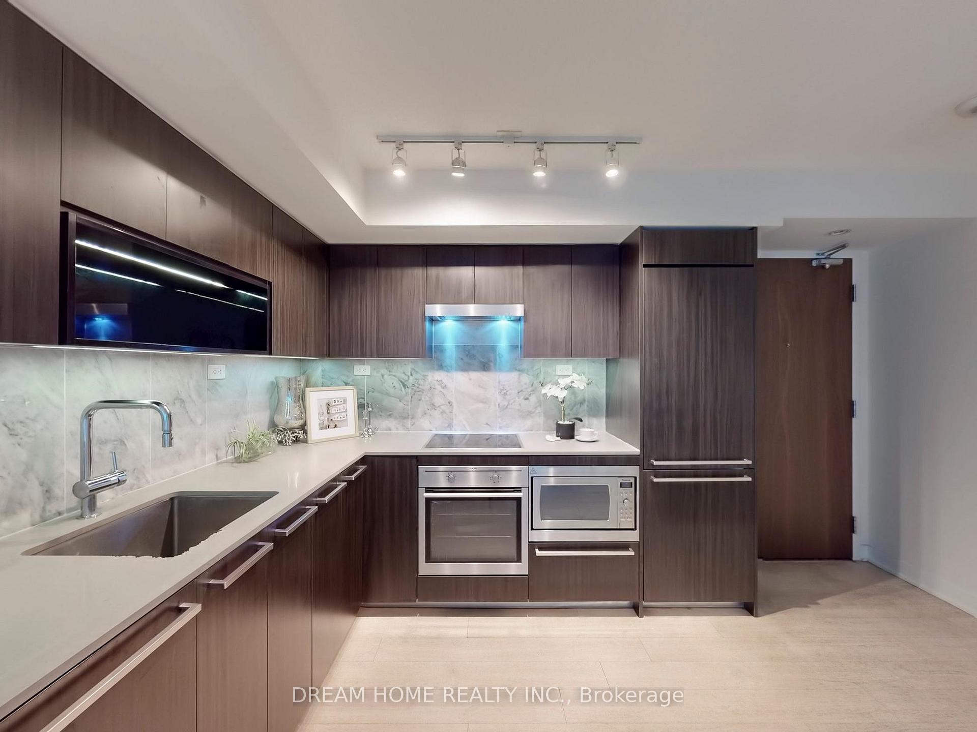 Photo 2 of Unit 507, 70 Queens Wharf Road, Toronto, Waterfront Communities — HOMEH