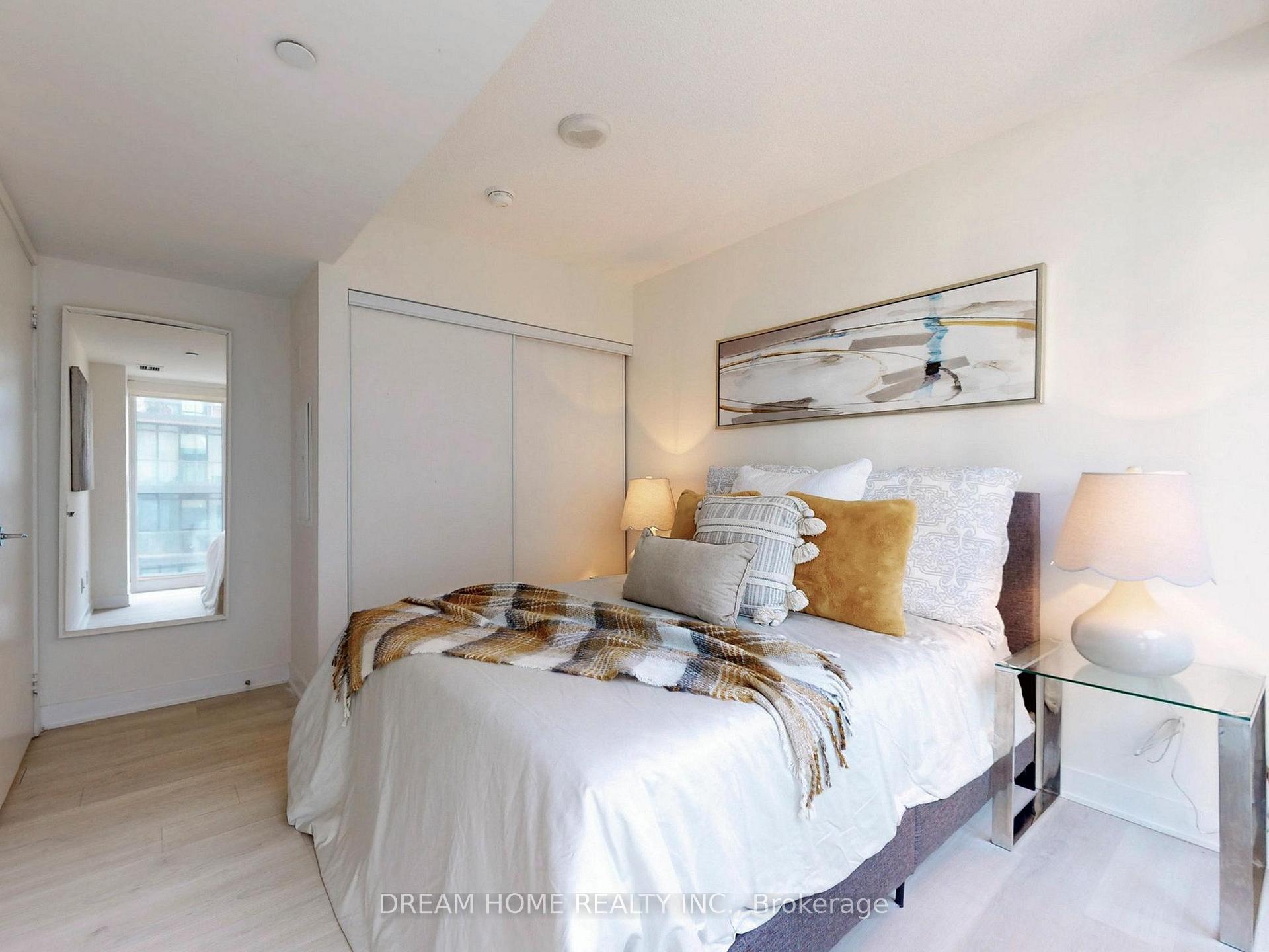 Photo 17 of Unit 507, 70 Queens Wharf Road, Toronto, Waterfront Communities — HOMEH