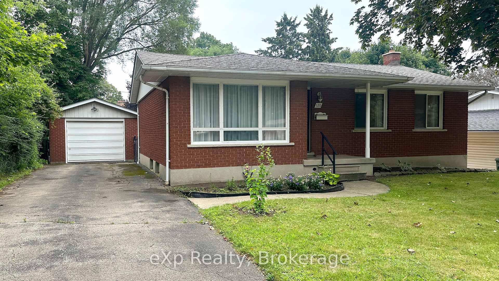 Photo 1 of 120 Speedvale Avenue W, Guelph, Exhibition Park — HOMEH