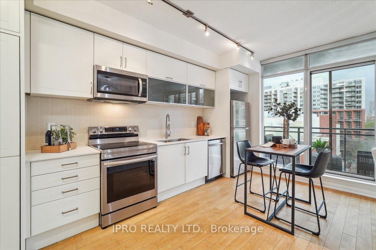 Photo 3 of Unit 907, 205 Frederick Street, Toronto, Moss Park — HOMEH