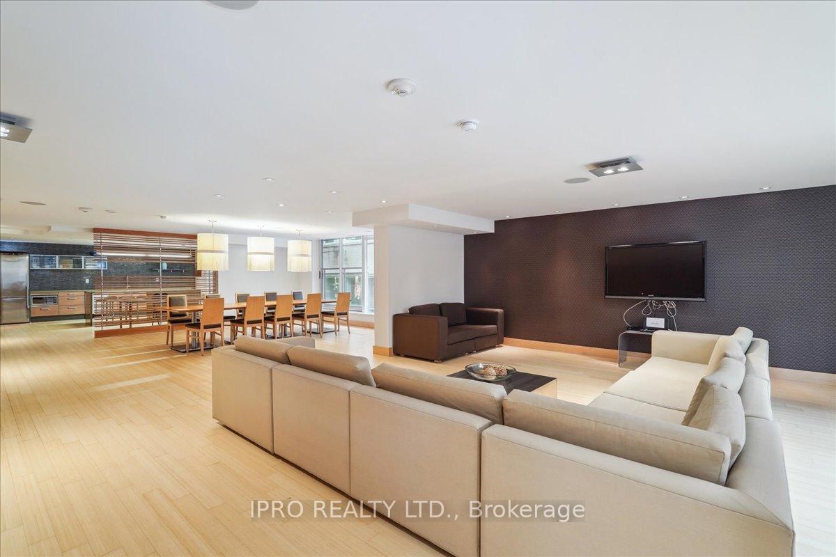 Photo 18 of Unit 907, 205 Frederick Street, Toronto, Moss Park — HOMEH