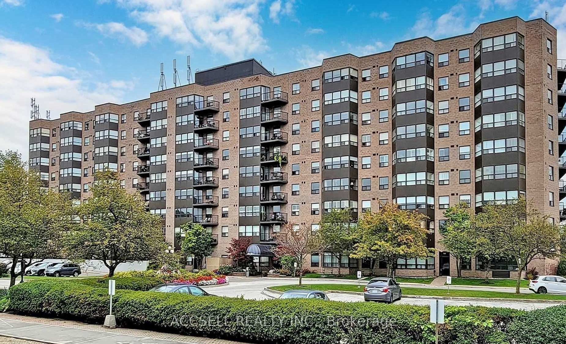 Front of Unit 412, 2 Raymerville Drive