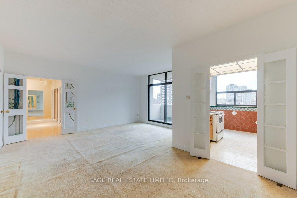 Photo 15 of Unit 805, 86 Gloucester Street, Toronto, Church-Yonge Corridor — HOMEH