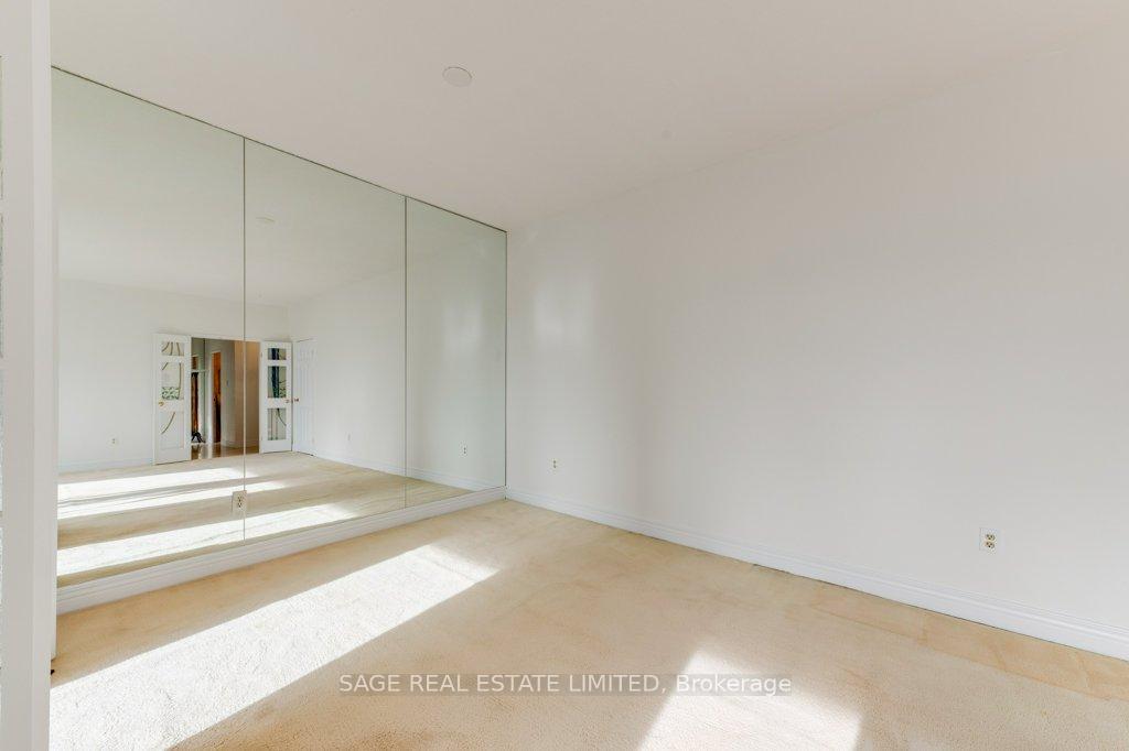 Photo 11 of Unit 805, 86 Gloucester Street, Toronto, Church-Yonge Corridor — HOMEH