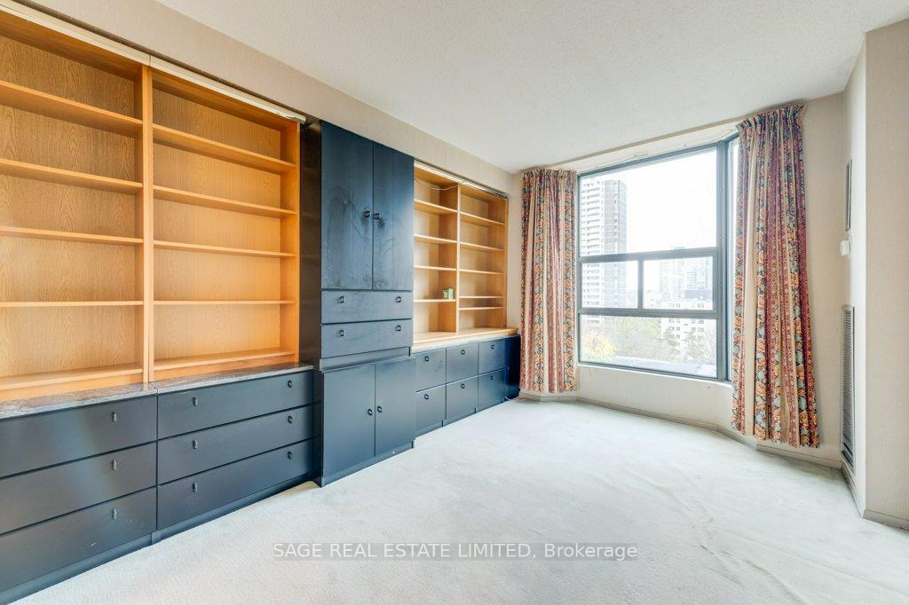 Photo 10 of Unit 805, 86 Gloucester Street, Toronto, Church-Yonge Corridor — HOMEH