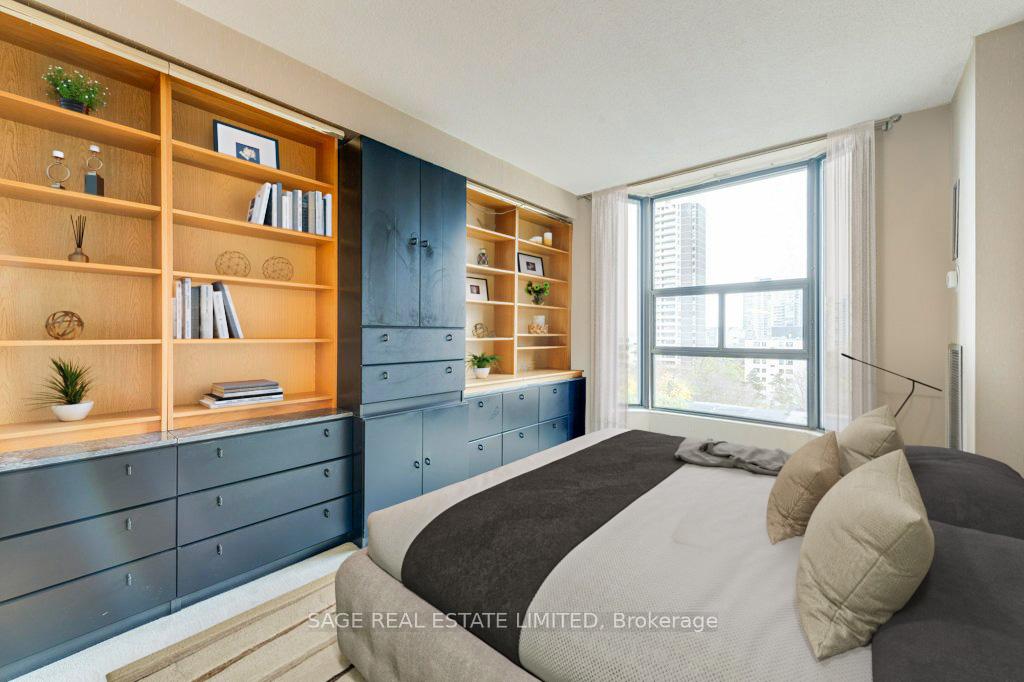 Photo 12 of Unit 805, 86 Gloucester Street, Toronto, Church-Yonge Corridor — HOMEH