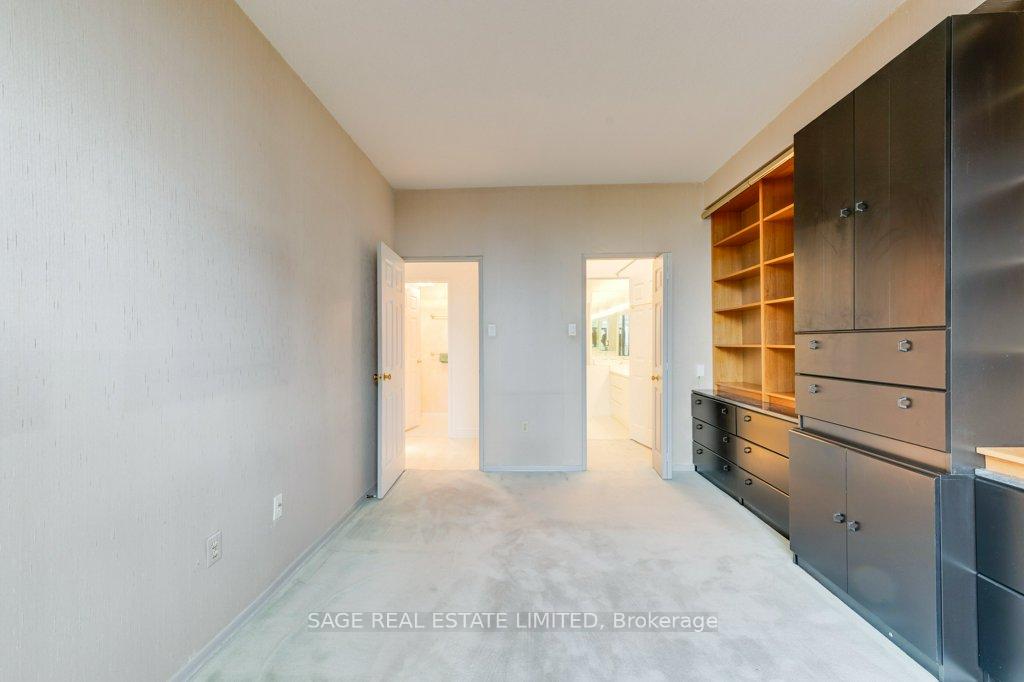 Photo 16 of Unit 805, 86 Gloucester Street, Toronto, Church-Yonge Corridor — HOMEH