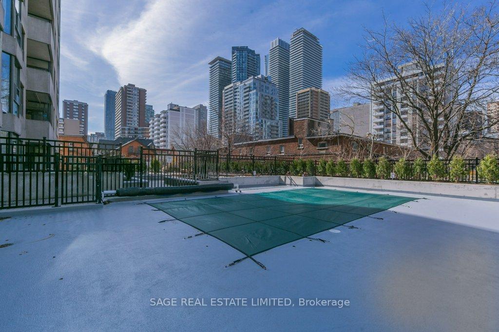 Photo 25 of Unit 805, 86 Gloucester Street, Toronto, Church-Yonge Corridor — HOMEH
